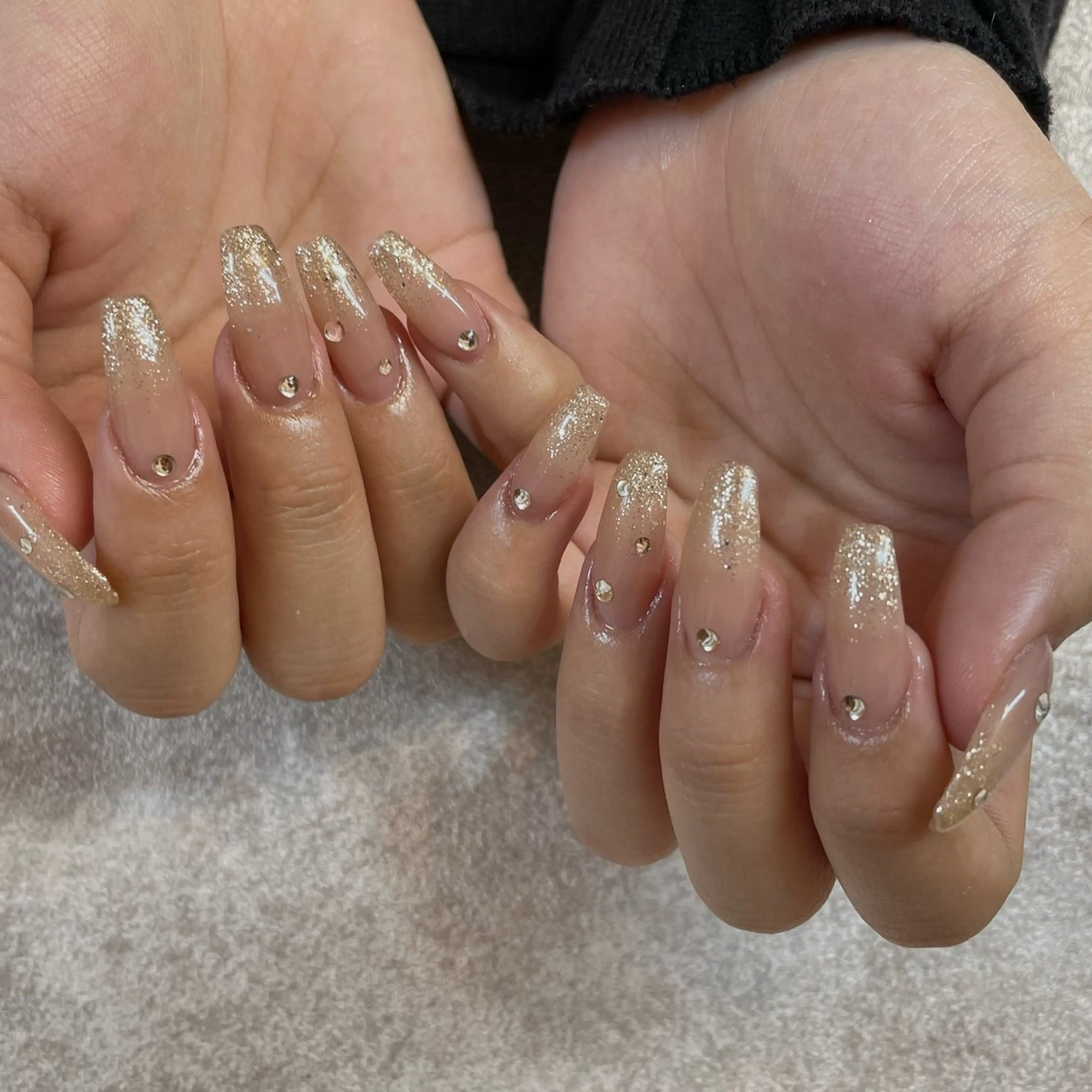 ネイル ハンドネイル カメレオン京橋🌻 草葉由佳のネイルデザイン