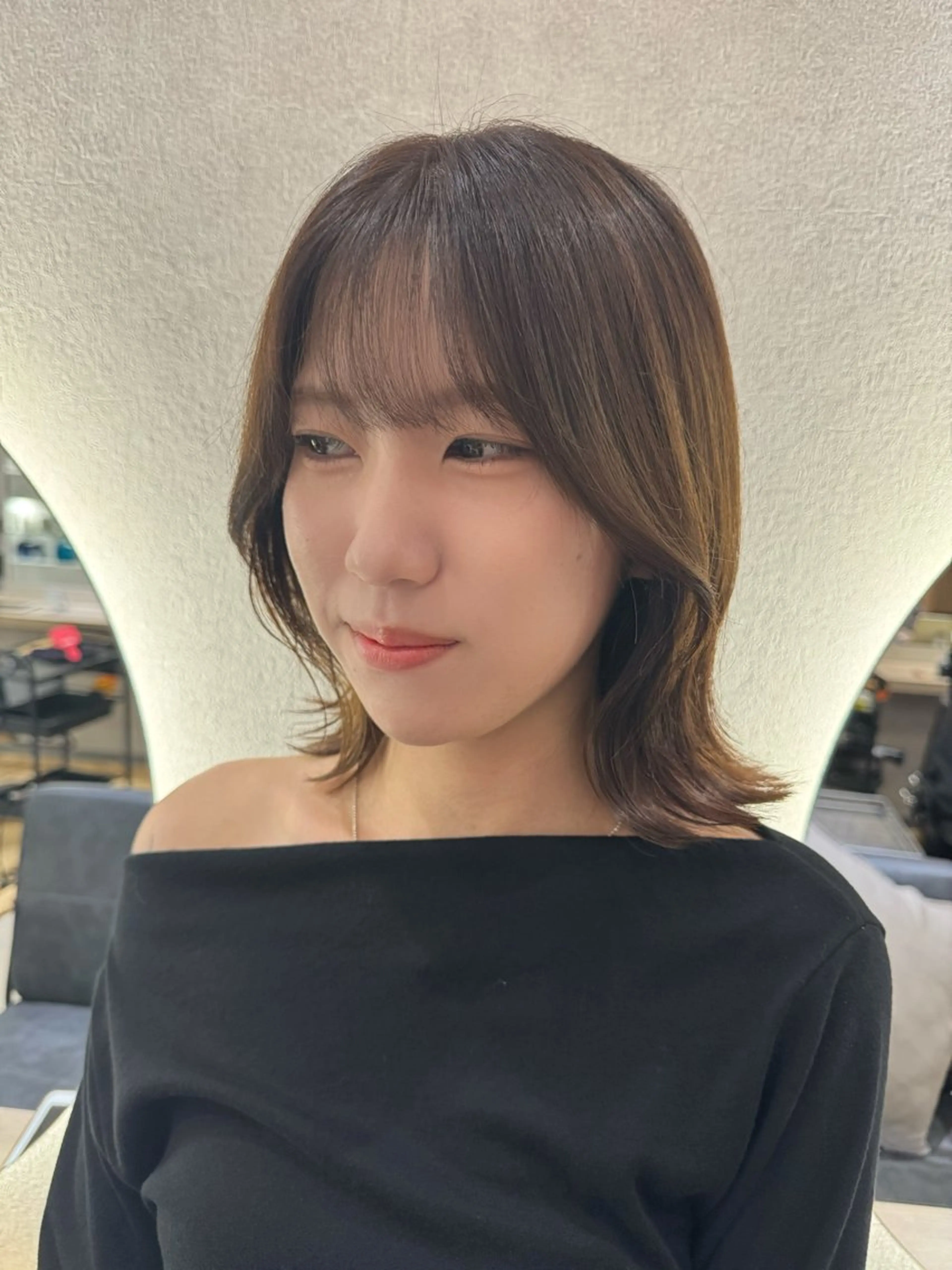 ミディアム カラー ベージュカラー ボブ 顔周りカット カット ヘアカラー トリートメント 透明感カラー ボブ ミディアム 齊木勇人のヘアスタイル