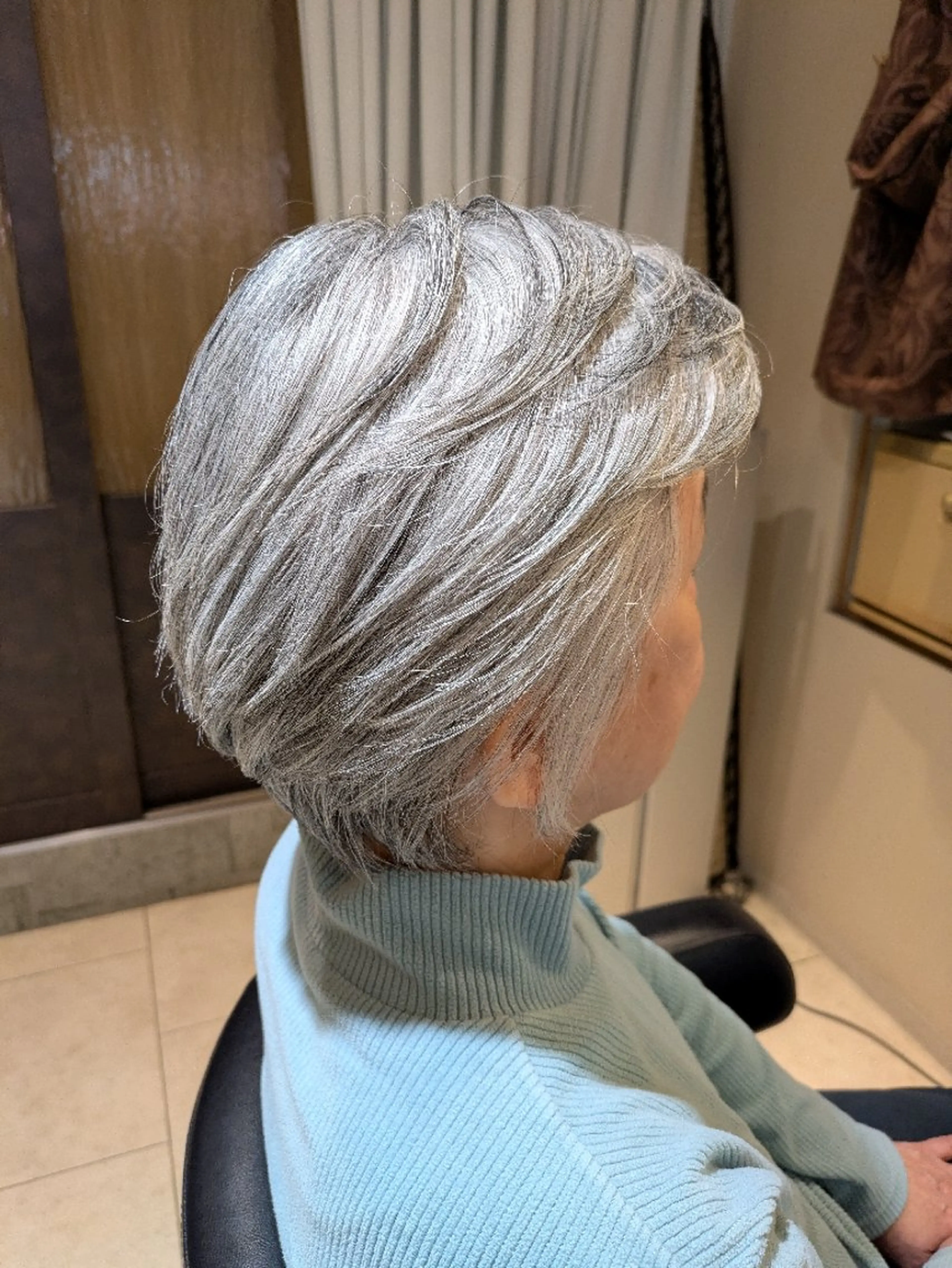 ショート 塚原 友紀子のヘアスタイル