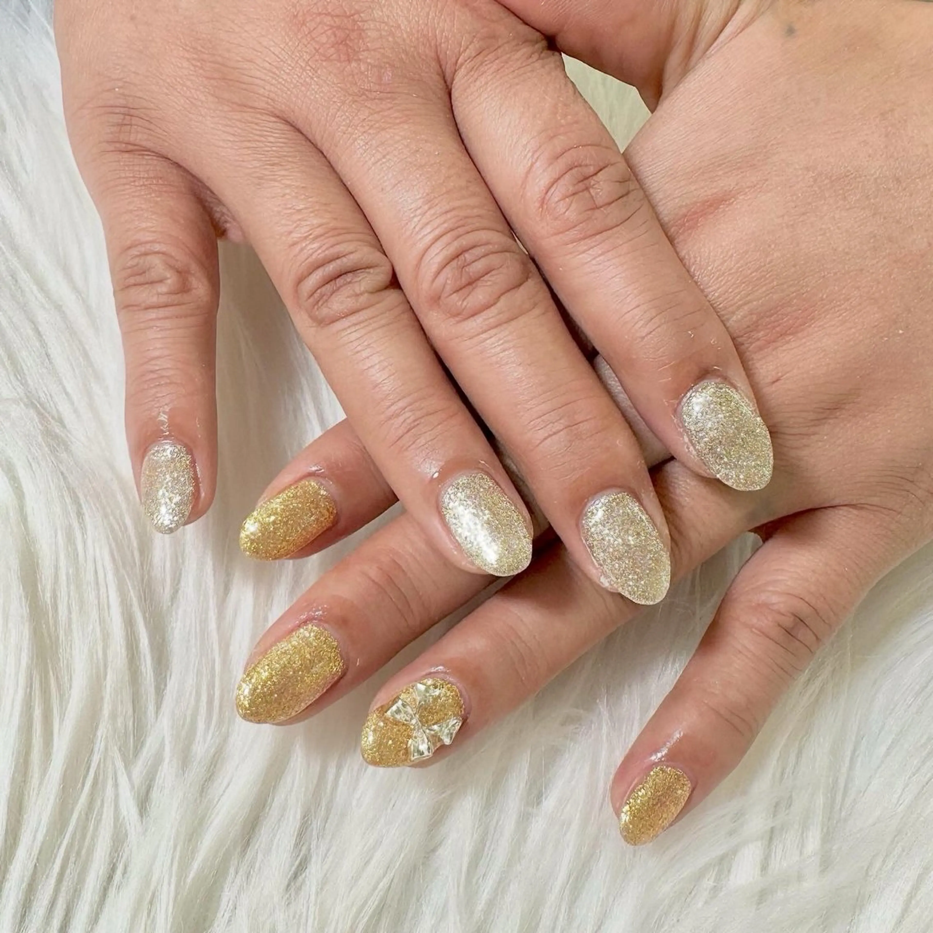 ネイル ラメ(グリッター) ワンカラーネイル リボン Heartnail Hino Reinaのネイルデザイン