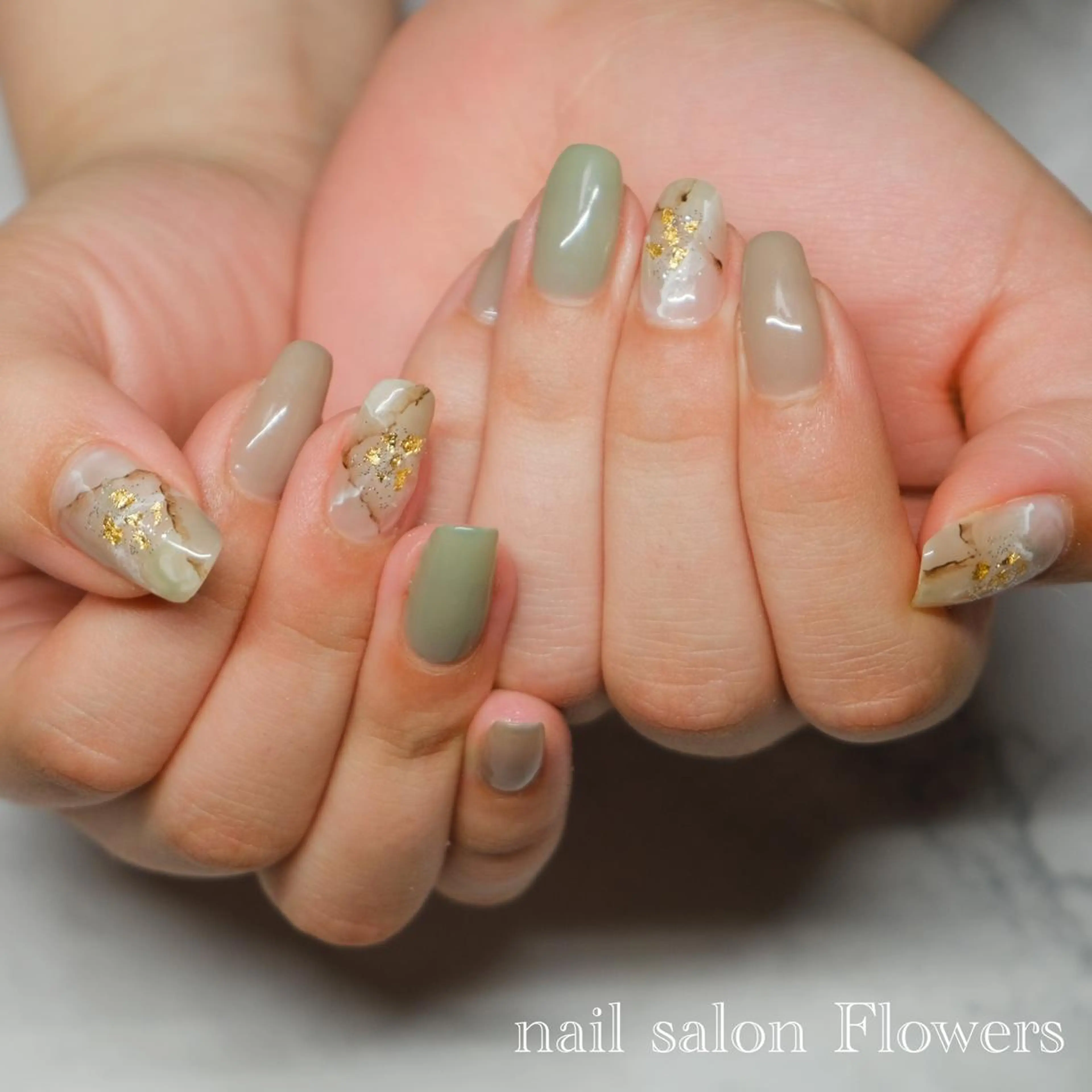 ネイル Flowers Tomomiのネイルデザイン