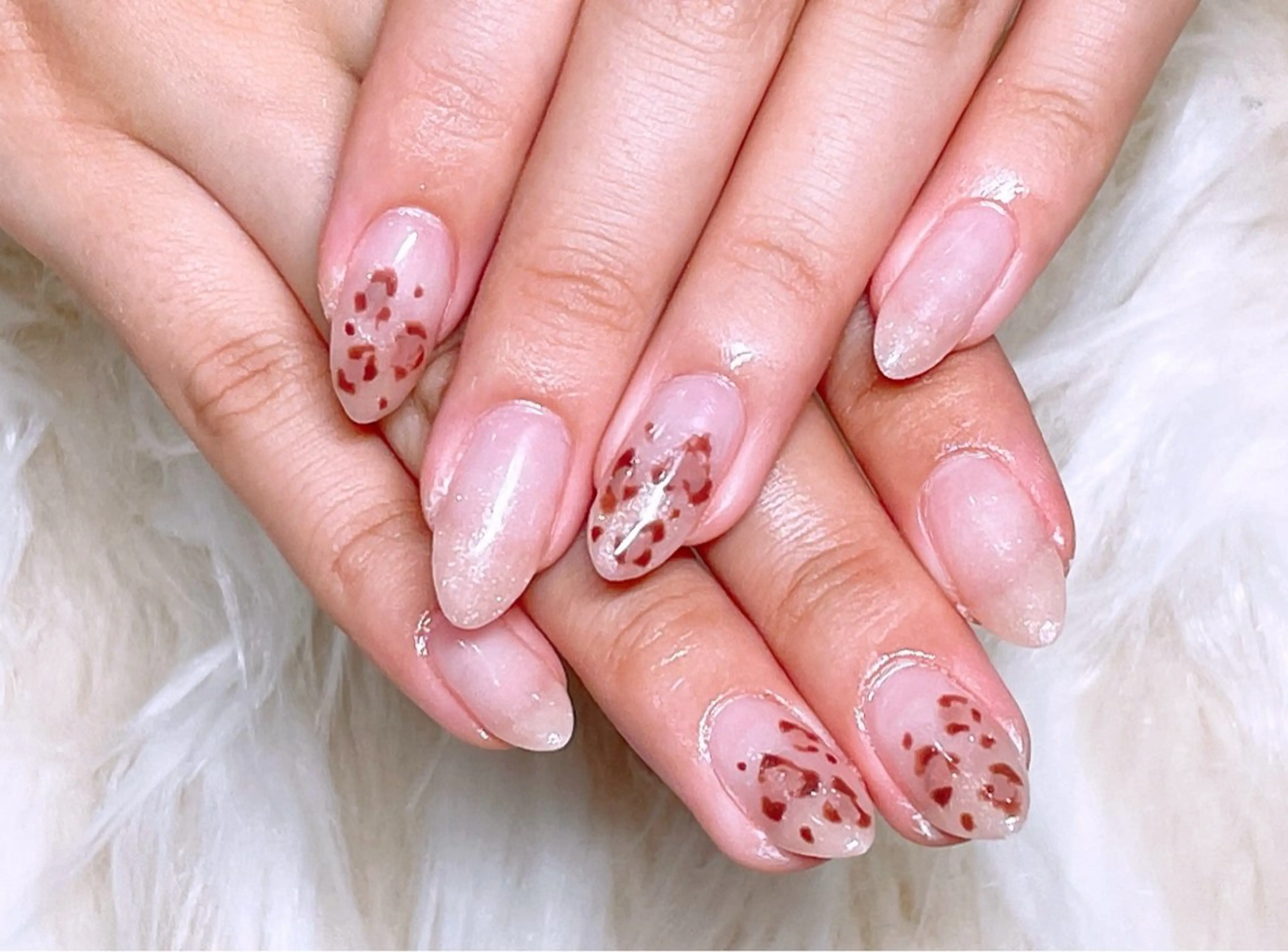 ネイル アニマル柄 長さ出し フレンチネイル ジェルネイル グラデーション ハンドネイル Nail&eye Belire 新宿のネイルデザイン