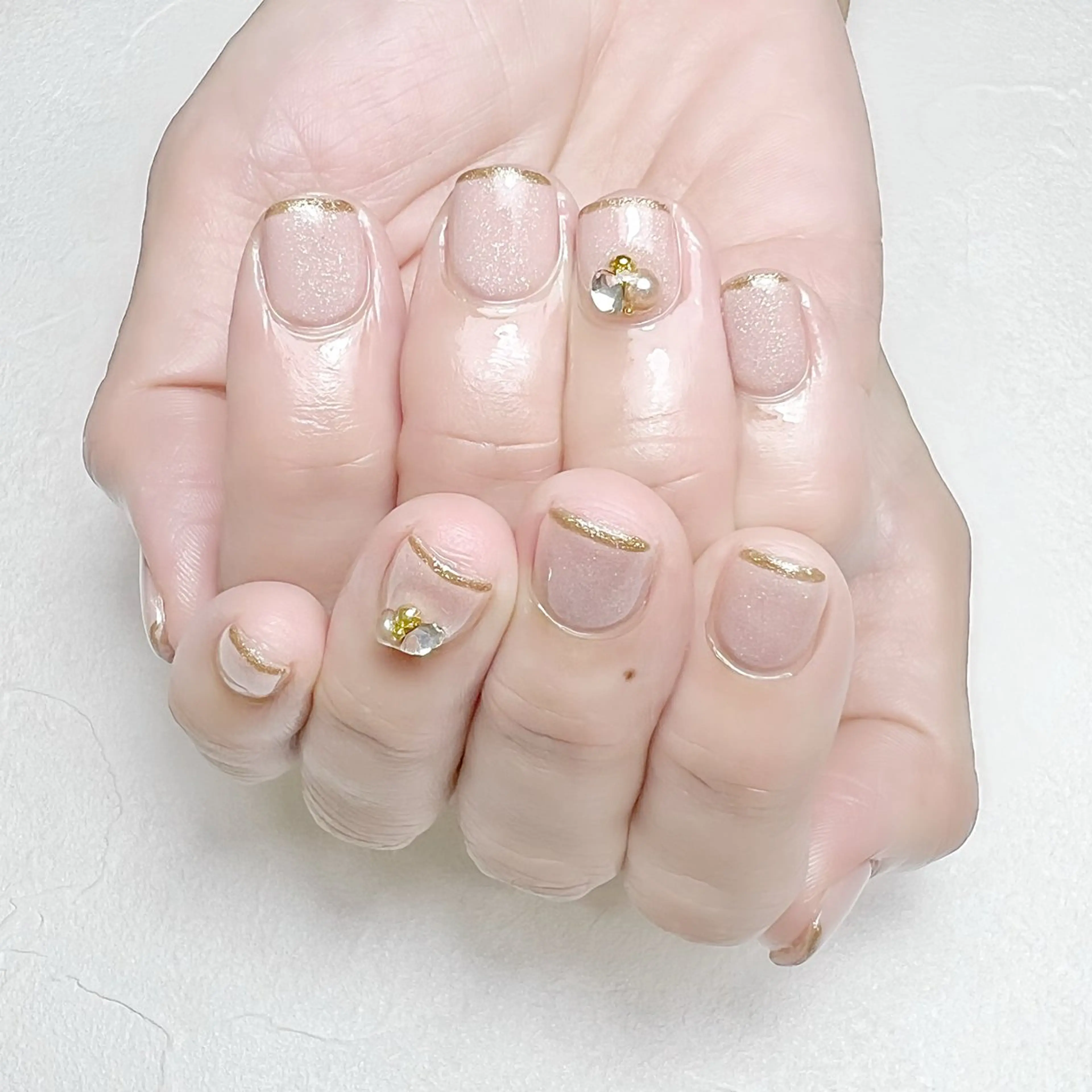 ネイル アートネイル ラメ(グリッター) オフィスネイル ワンカラーネイル rouse nail RISATOのネイルデザイン