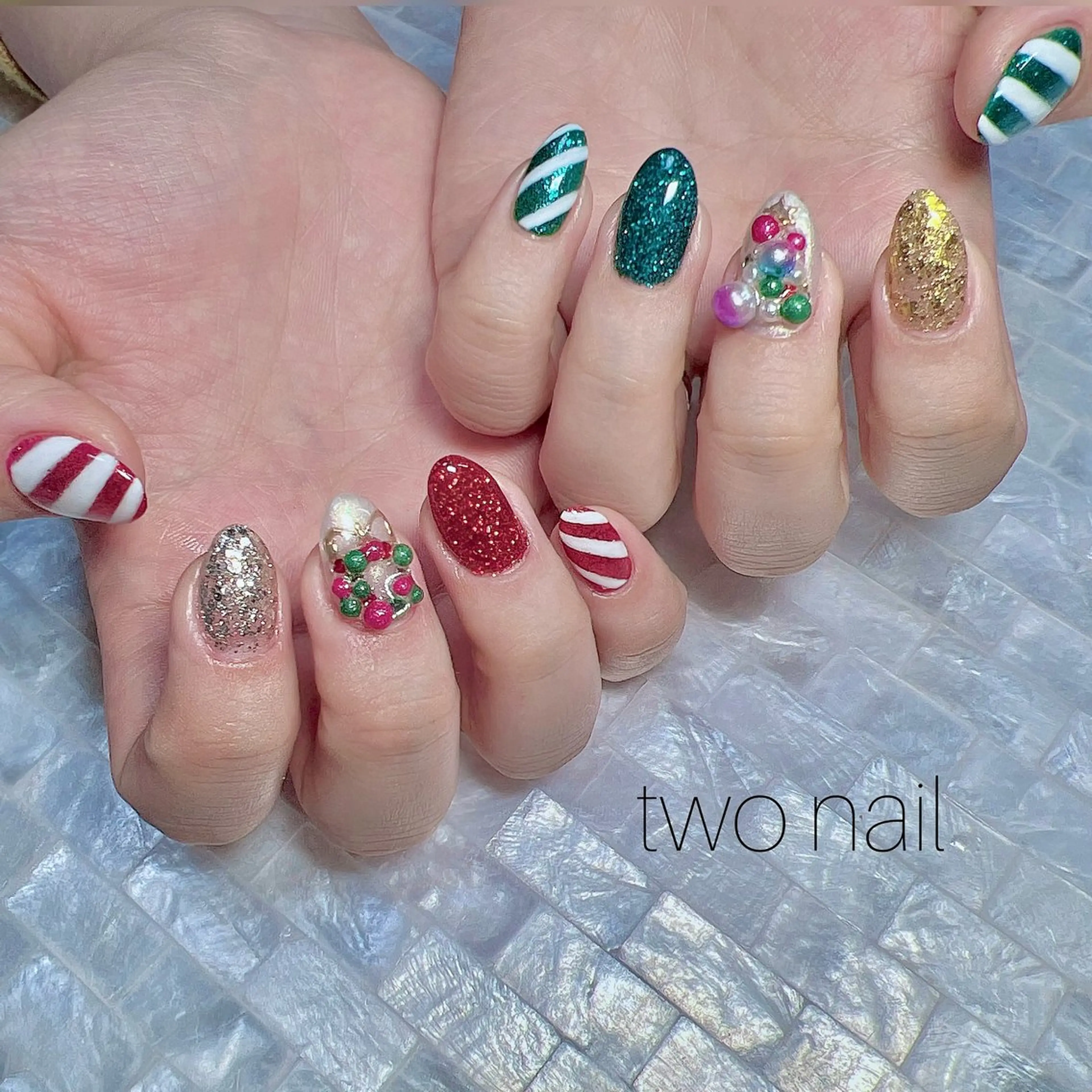 ネイル アートネイル ネイルチップ ホワイト クリスマス ハンドネイル two nailのネイルデザイン