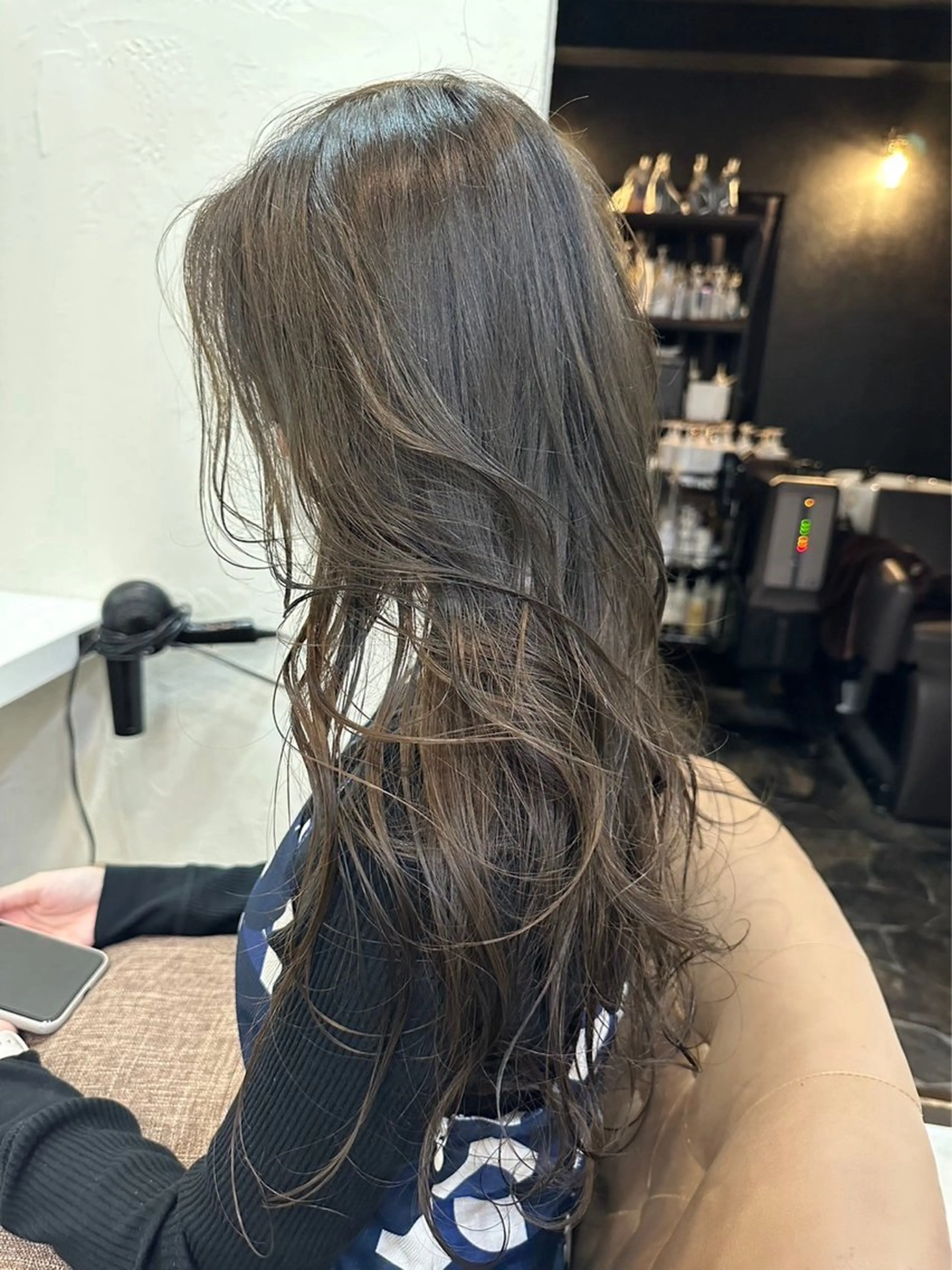 ロング FERIA かりんのヘアスタイル