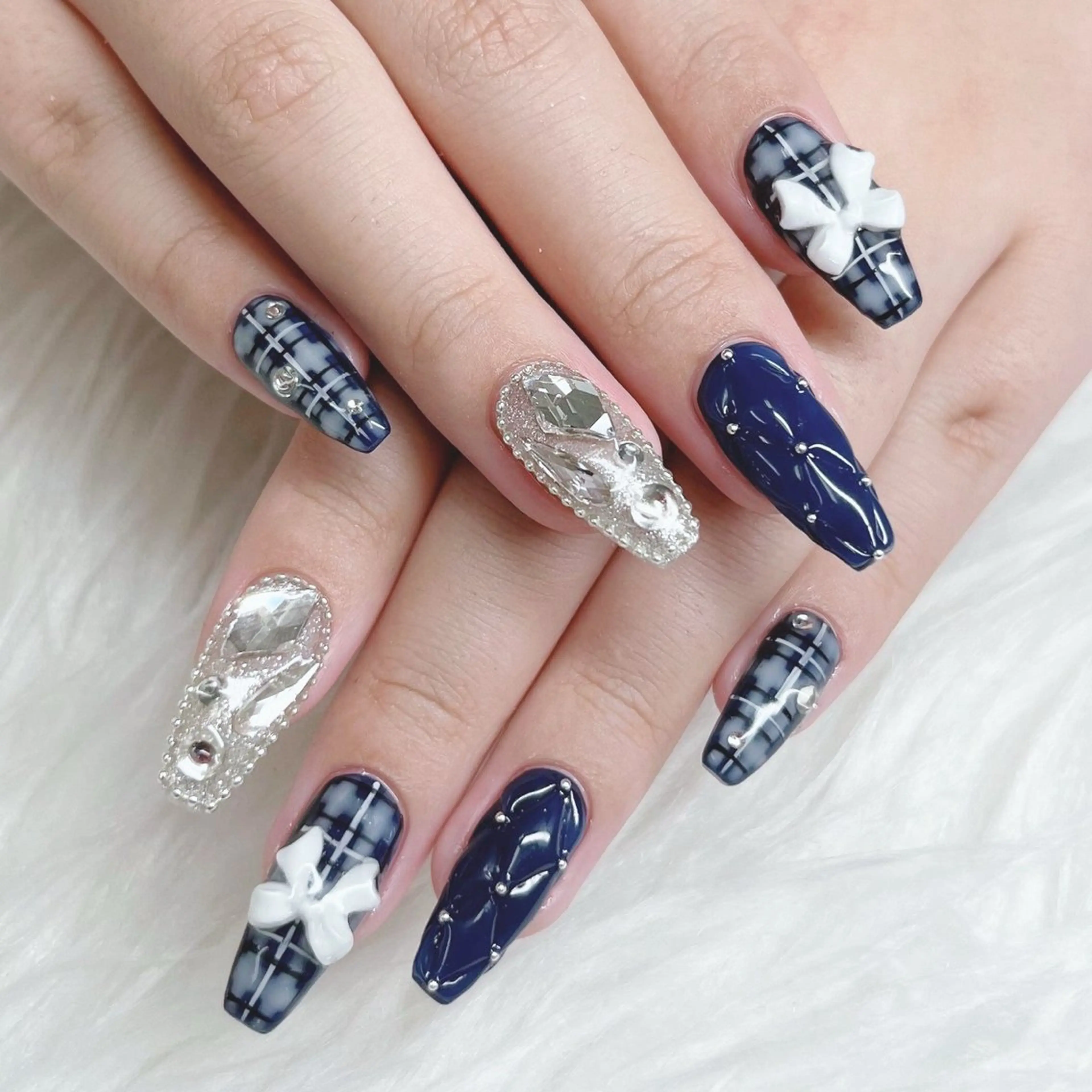 ネイル ネイビー ハンドネイル Nail lieNのネイルデザイン