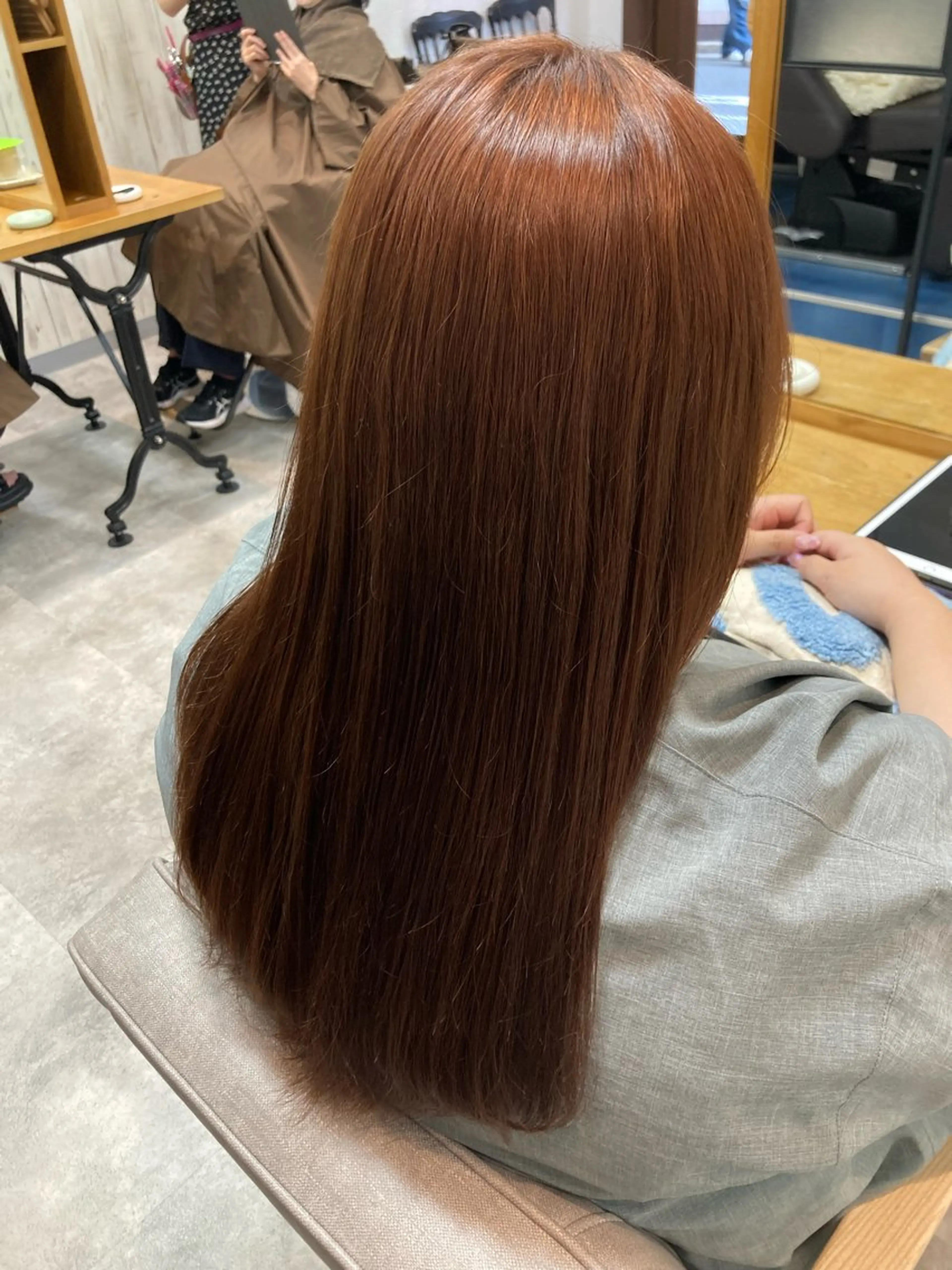 ロング 暖色カラー💞 菊地しおんのヘアスタイル