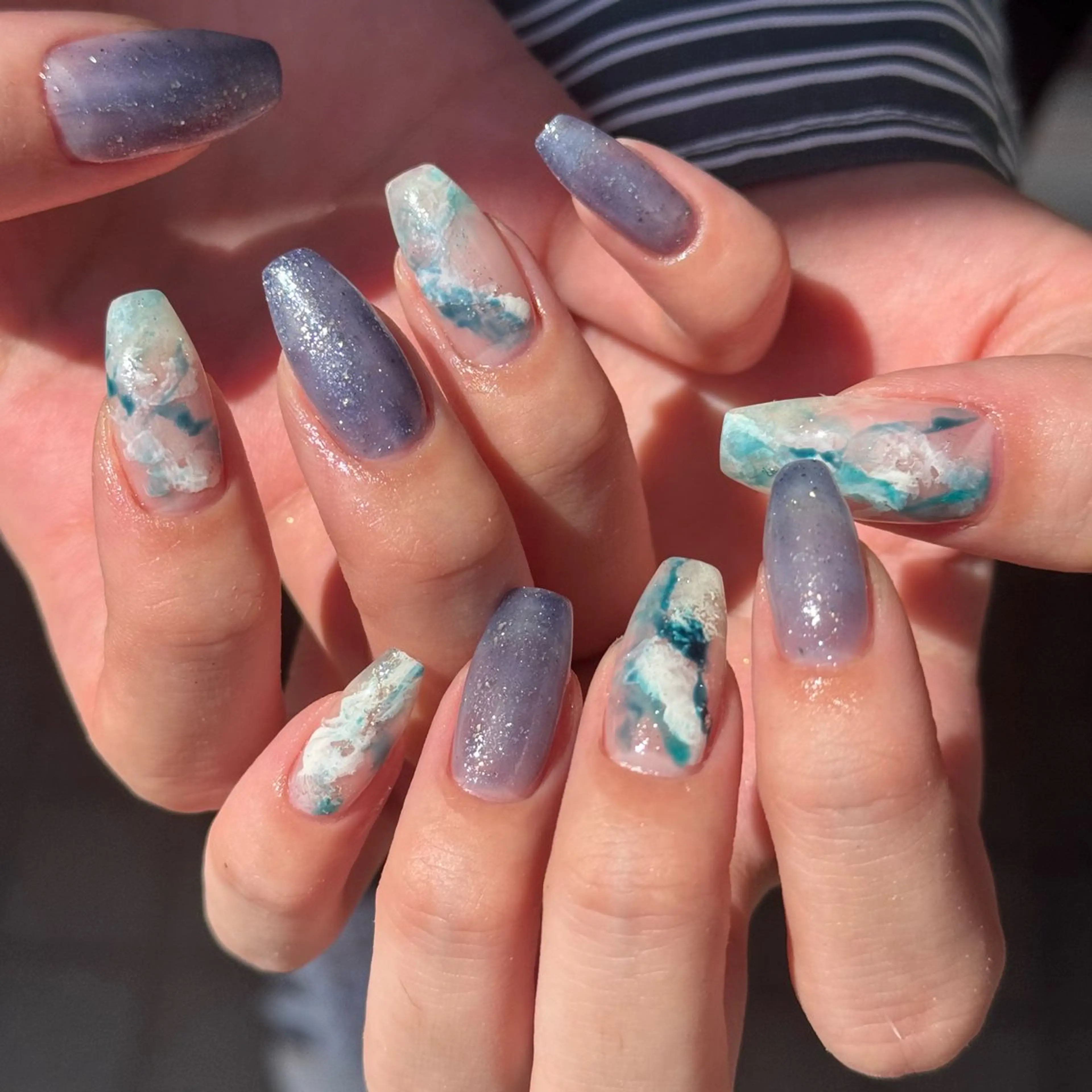 ネイル ブルー ニュアンスネイル 手描きアート🎨 tama|竹ノ塚のネイルデザイン