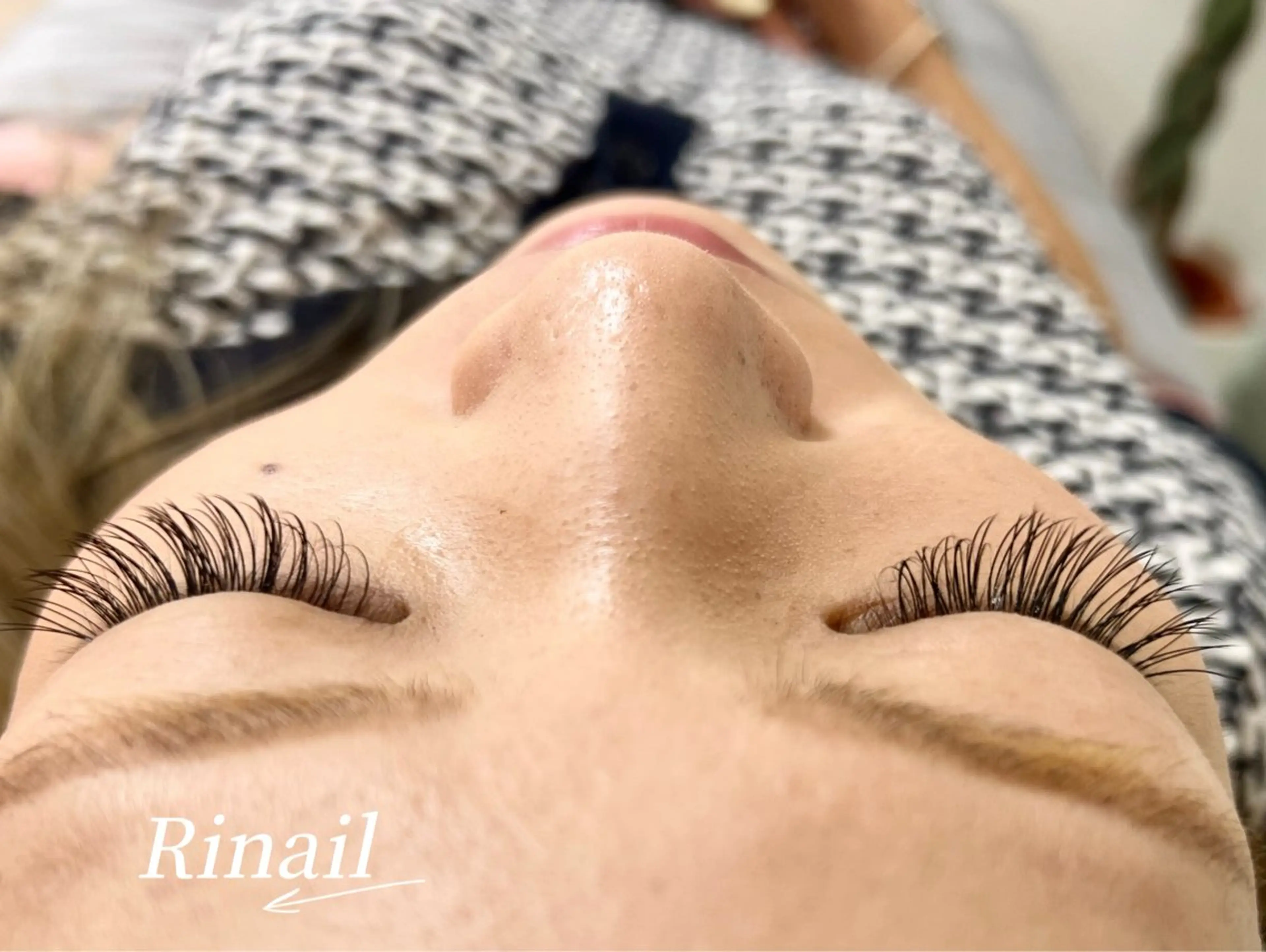 マツエク・マツパ バインドロック フラットラッシュ ナチュラル パリジェンヌラッシュリフト まつげパーマ YK Rinのネイルデザイン