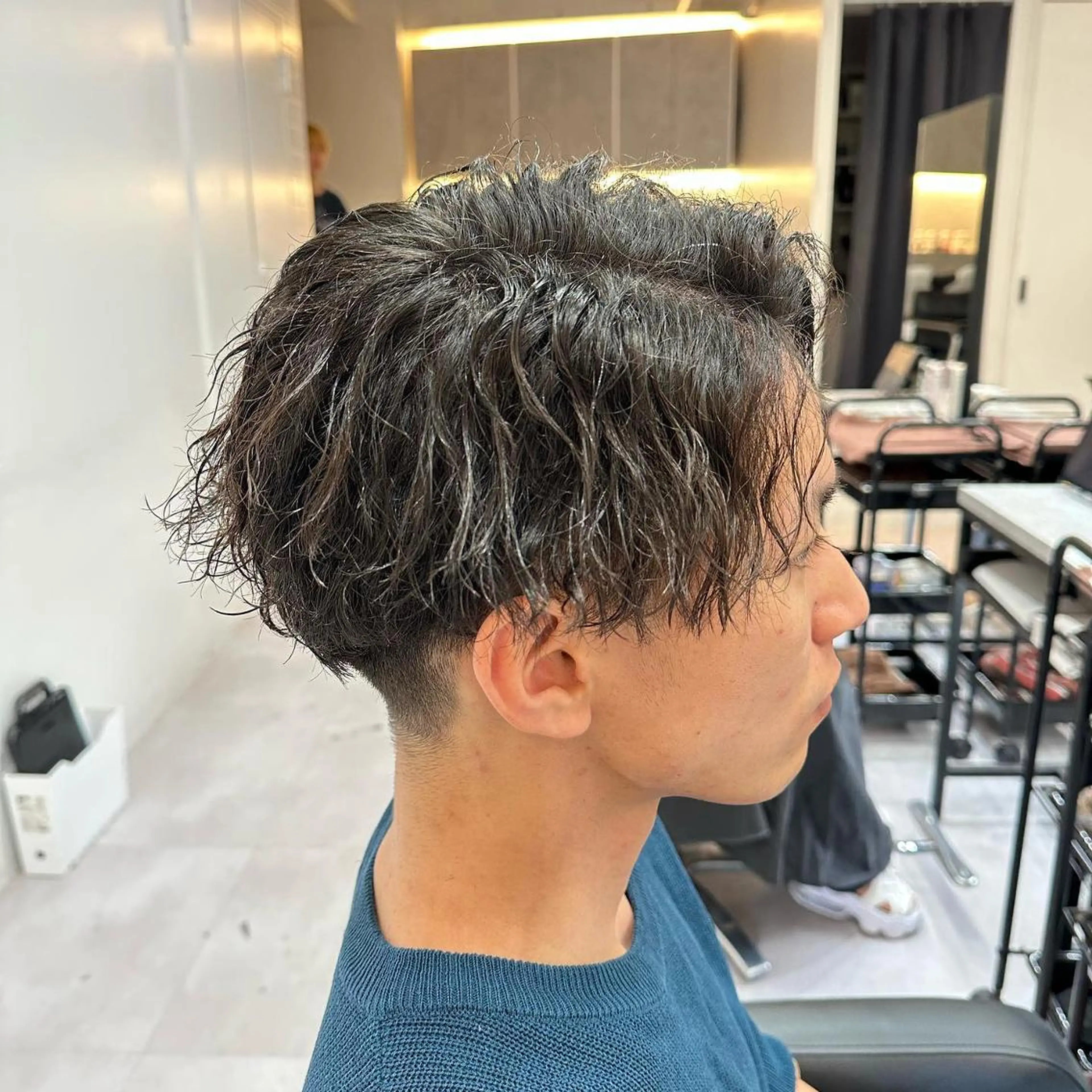 ショート 髪質改善× 白髪ぼかし溝江のヘアスタイル