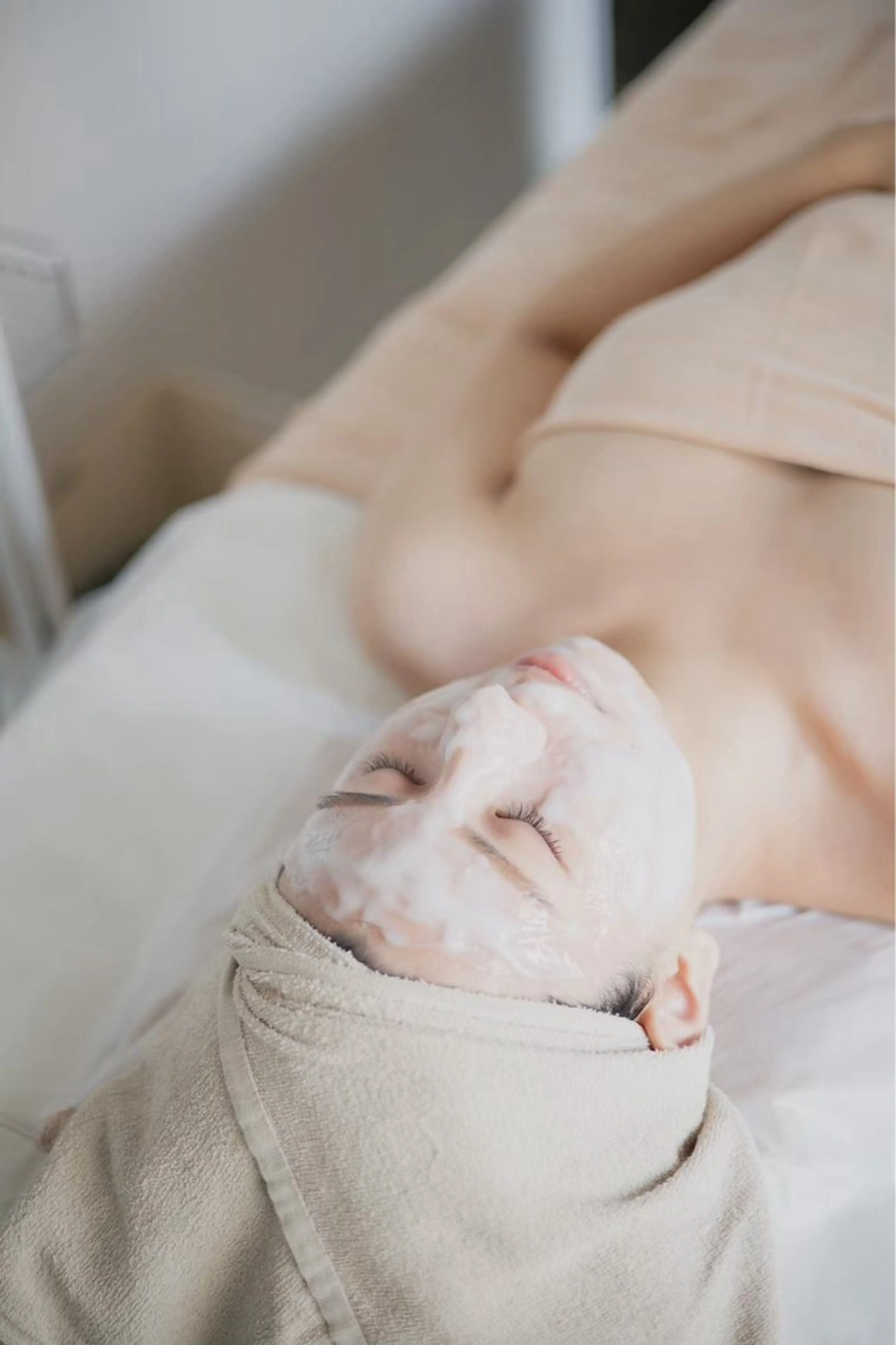 【🩷平日限定🩷】ハイドラフェイシャル✖️フラッシュピール✨毛穴ゼロ、美白、ハリツヤ、シミシワ✨特別スペシャルメニューの写真