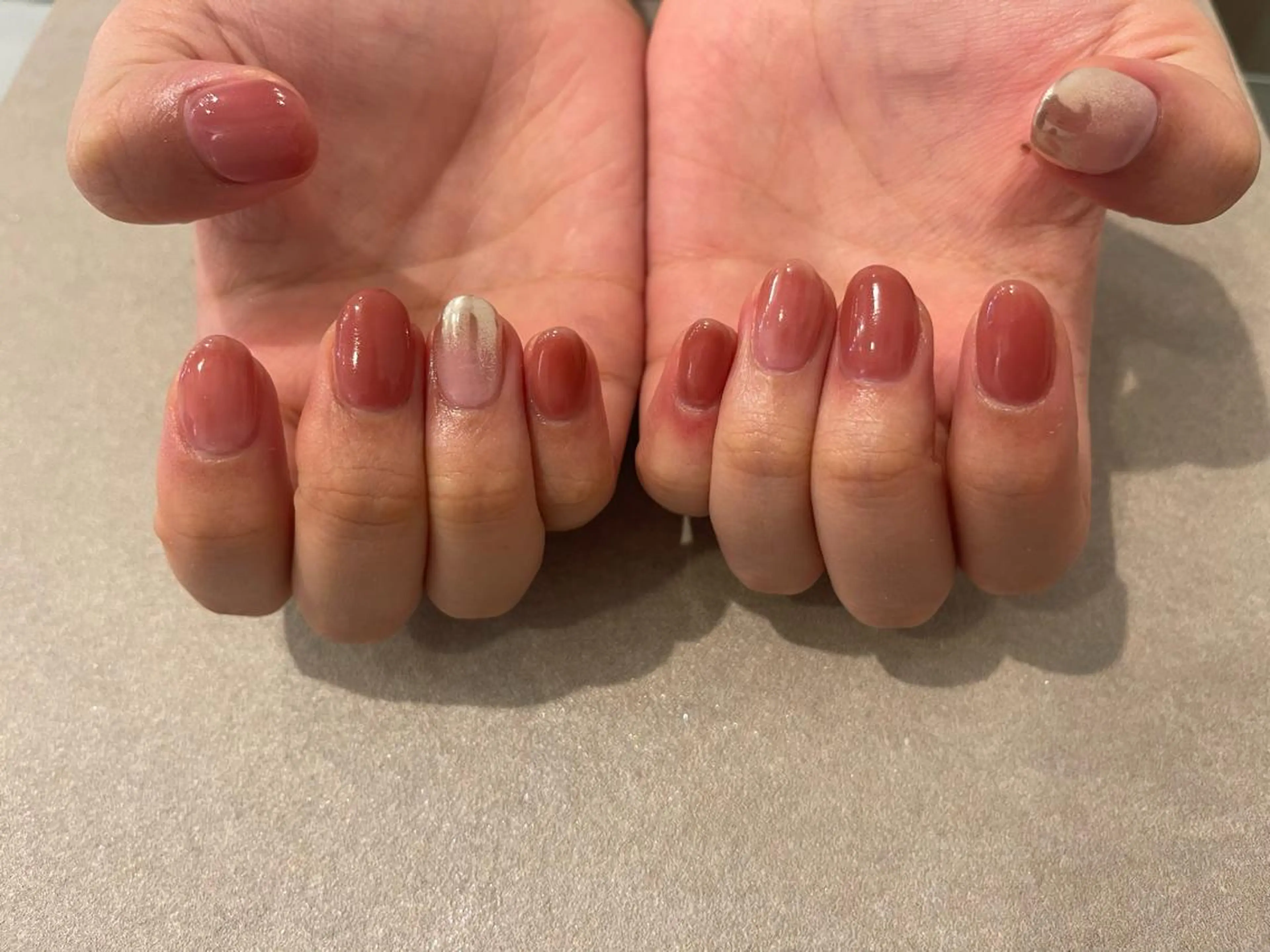 ネイル ニュアンスネイル 💅🏻yuuiのネイルデザイン