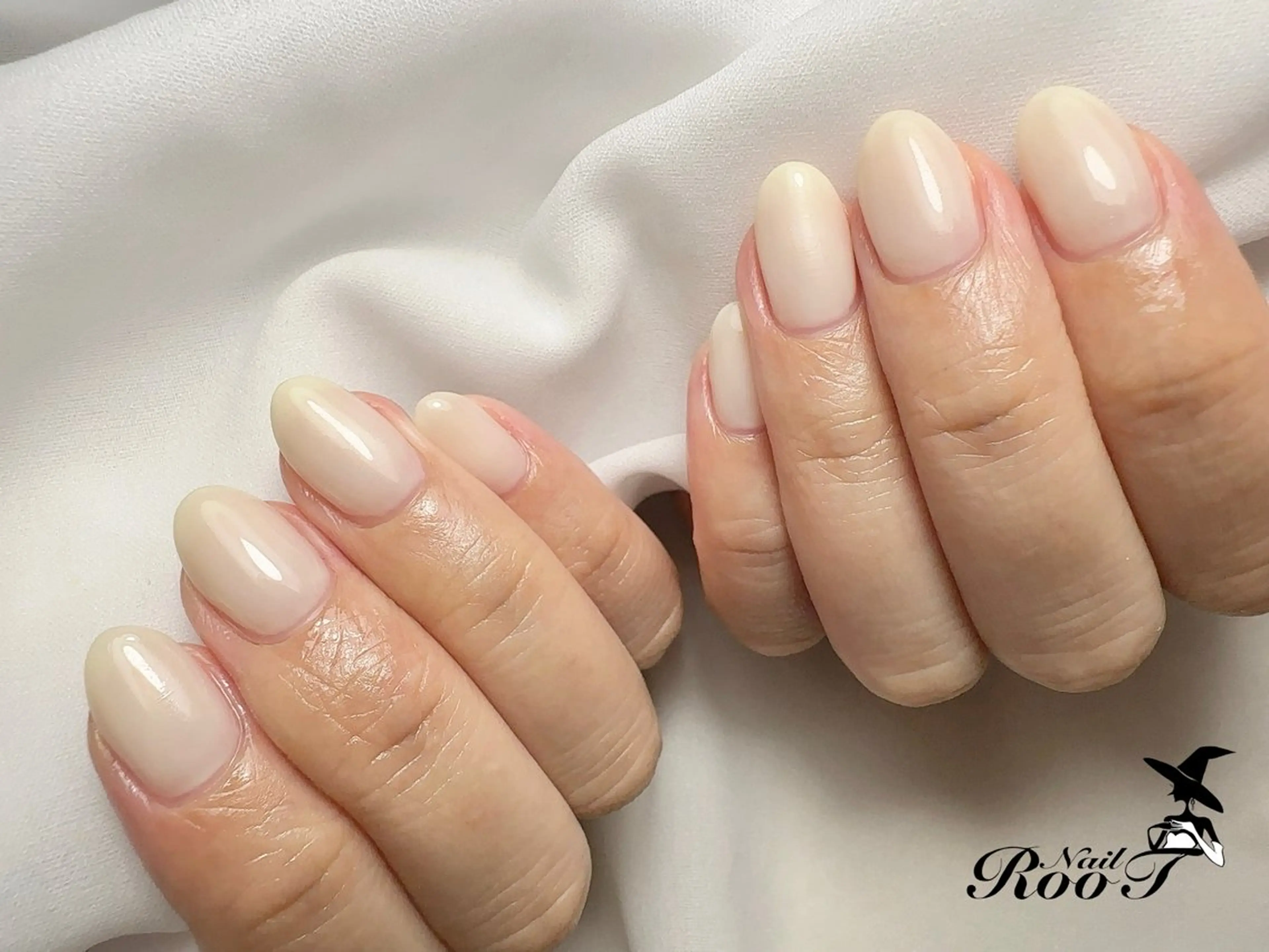 ネイル ワンカラーネイル ハンドネイル RooT Nailのネイルデザイン