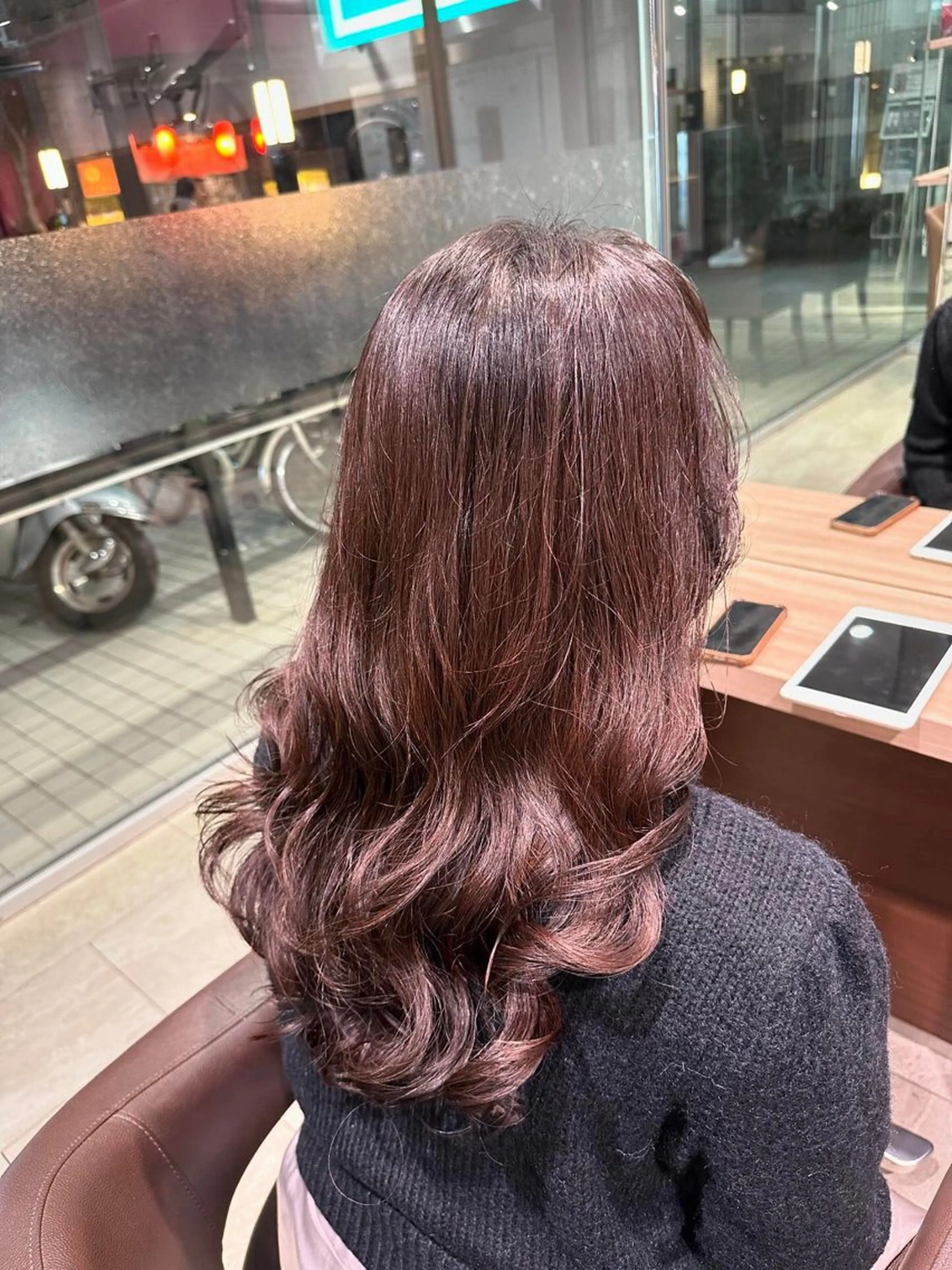 ロング ブリーチ/パーマ 縮毛/レイヤーaoiのヘアスタイル