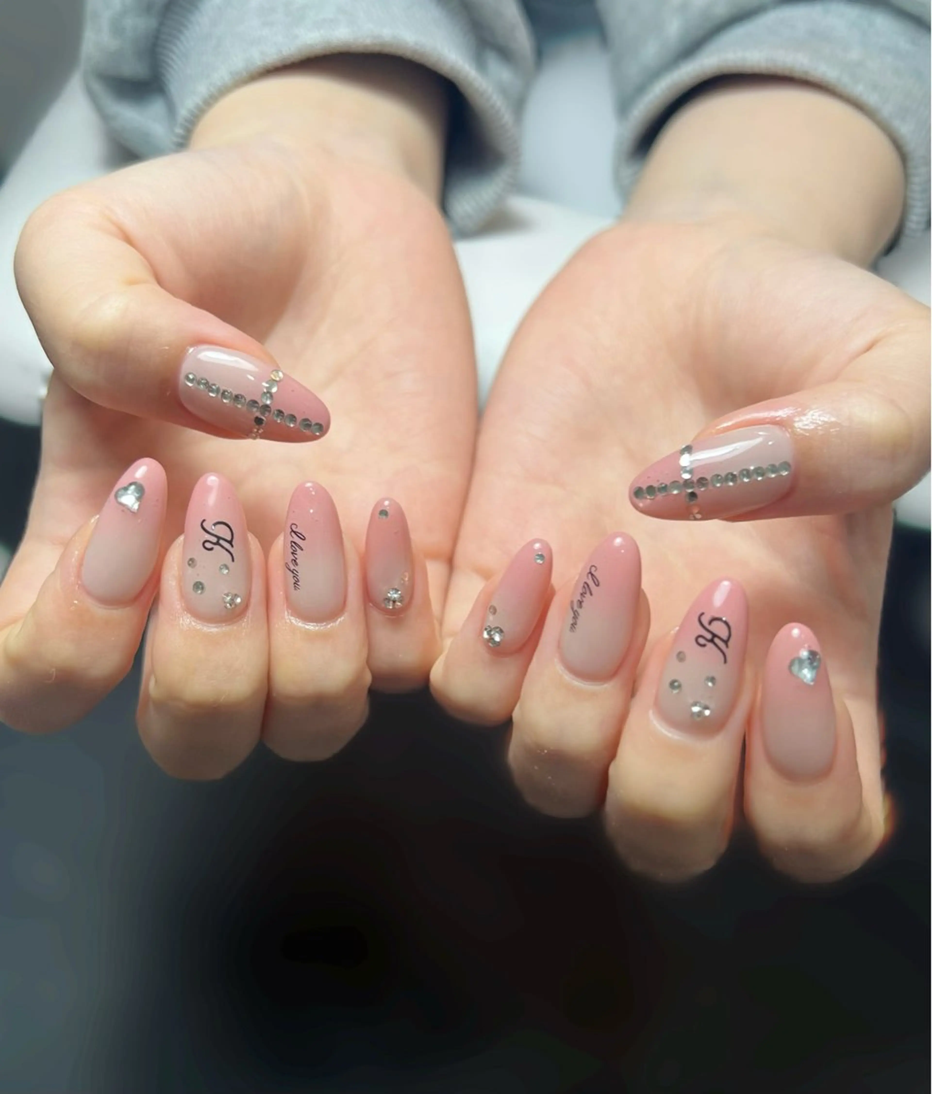 ネイル ハンドネイル アトリエハーロウ sakuraのネイルデザイン