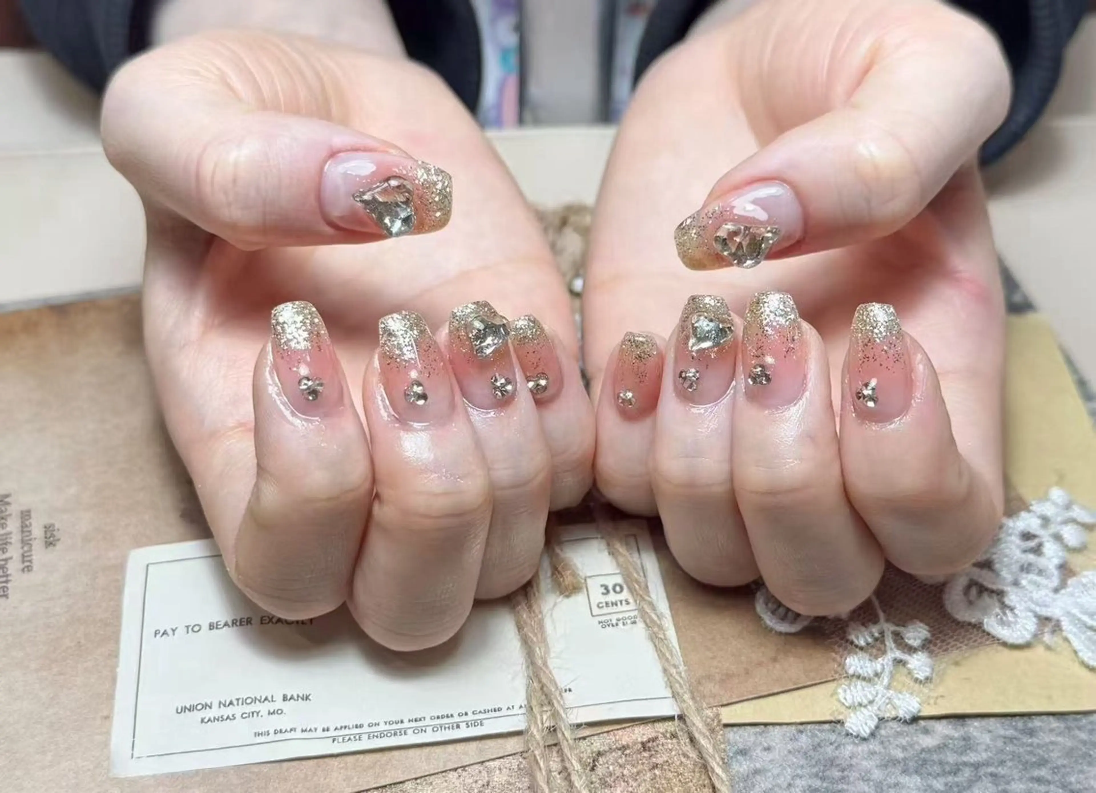 ネイル ishiro 🍂のネイルデザイン