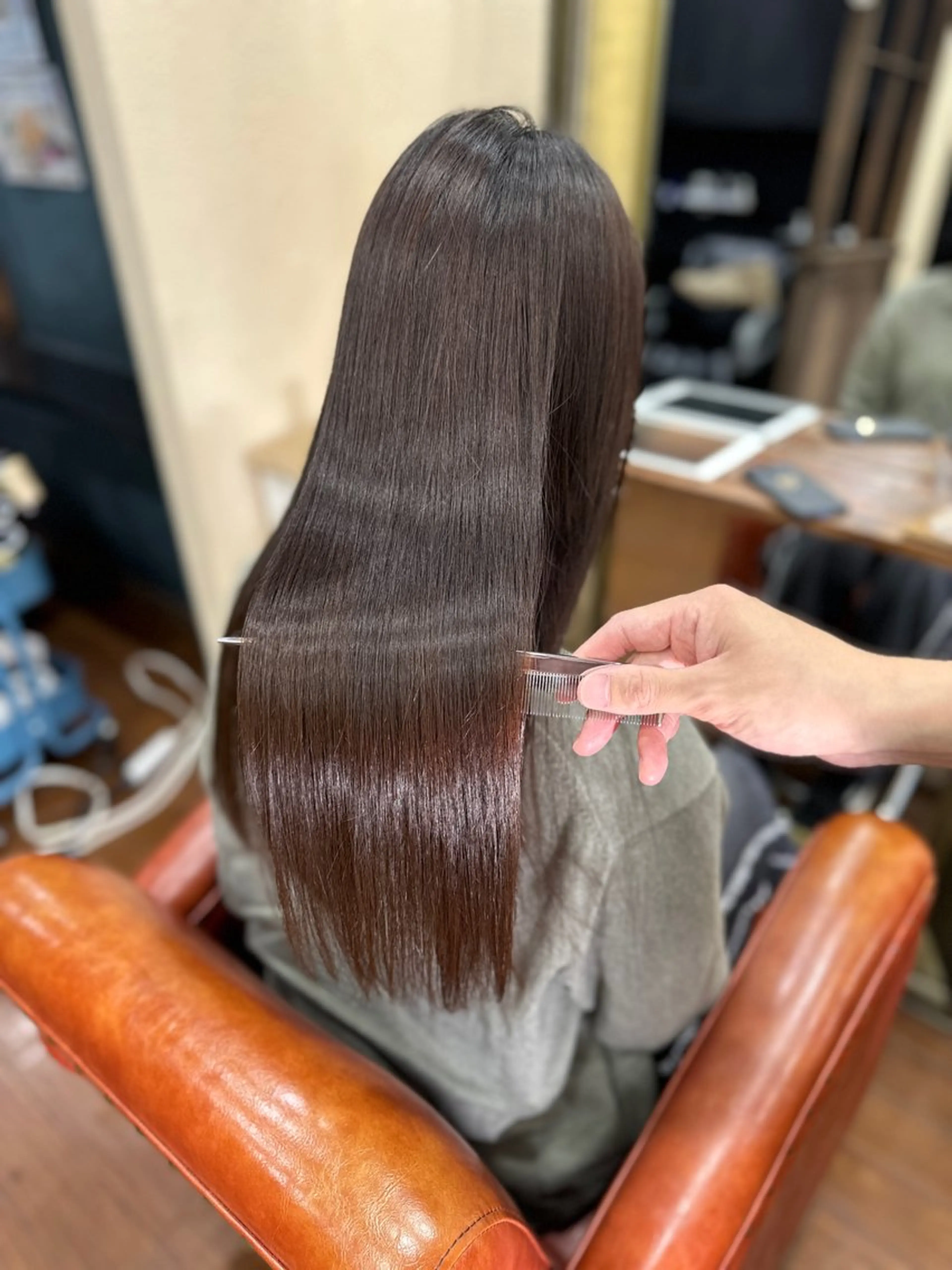 ロング 由谷 祥伍のヘアスタイル