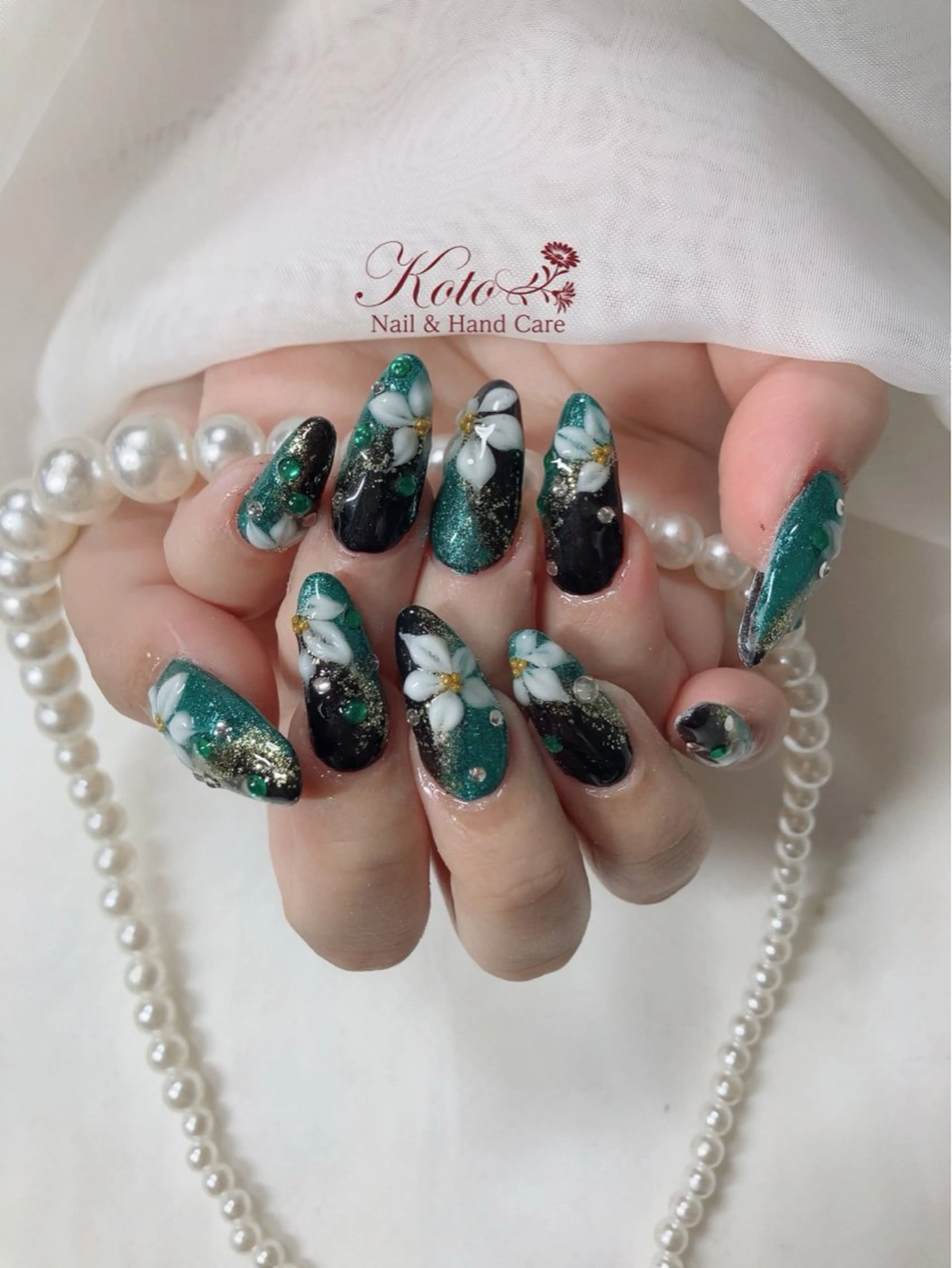 ネイル 長さ出し ジェルネイル 持ち込み ニュアンスネイル 赤色 ハンドネイル Nail Salon KOTOのネイルデザイン