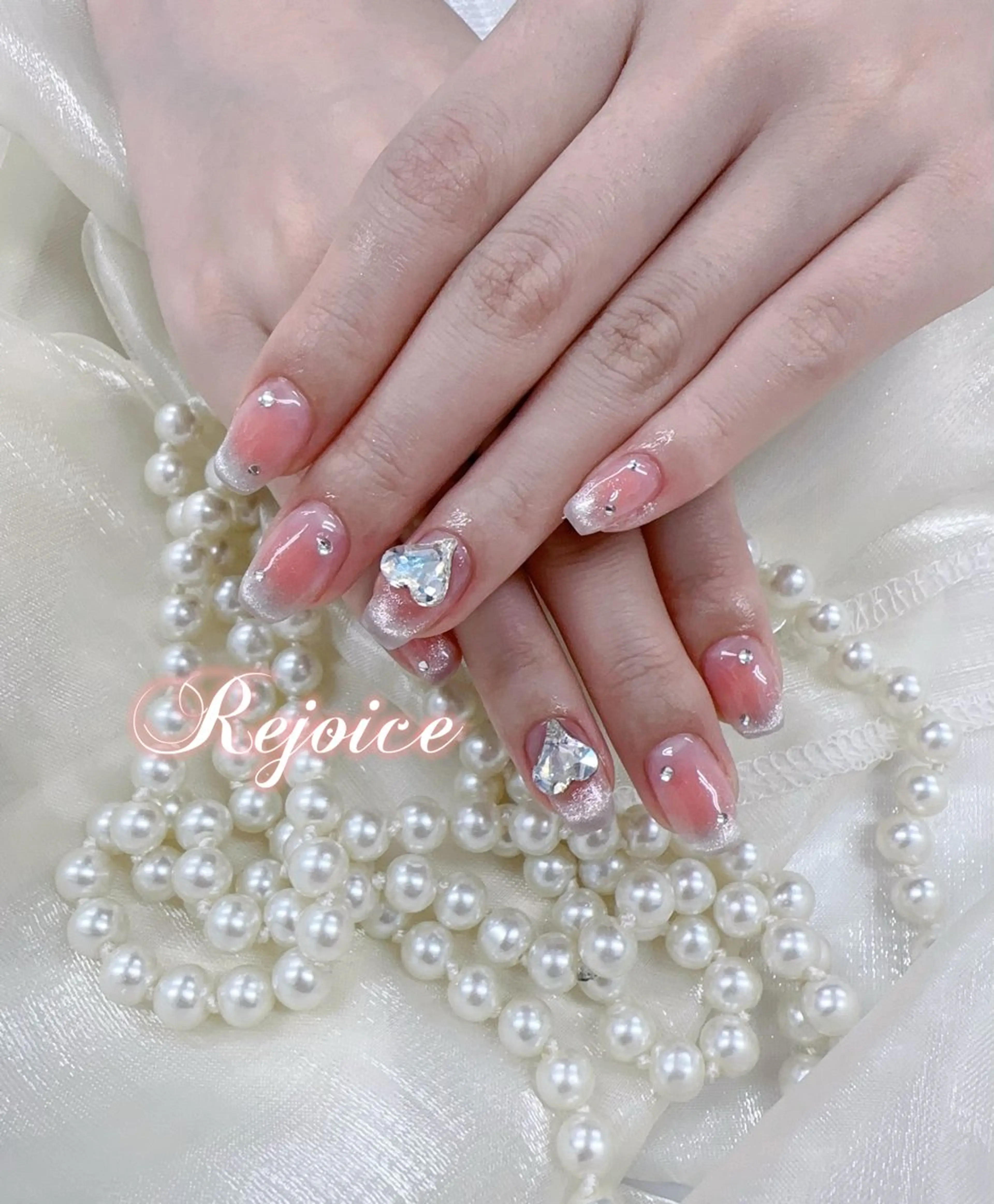 ネイル チークネイル グラデーション 春ネイル ハンドネイル ネイルサロン リジョイス 渋谷店のネイルデザイン