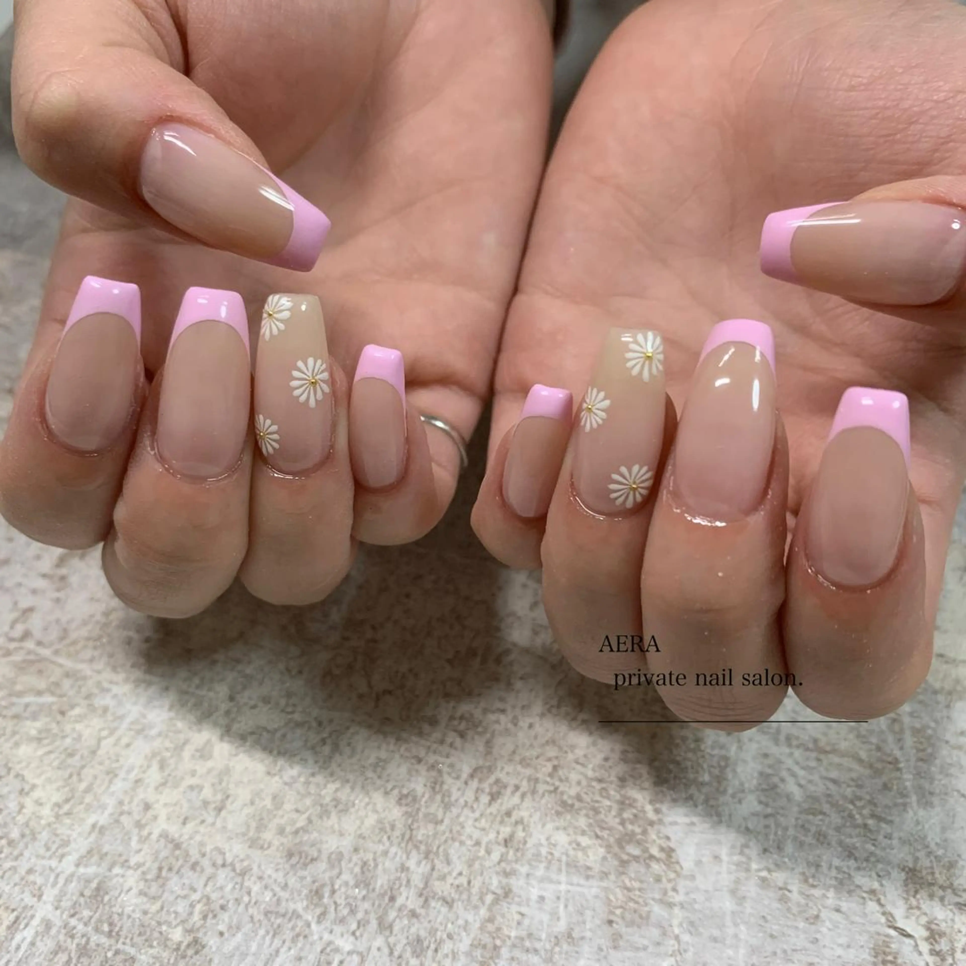 ネイル AERA nail shino🐱⸝꙳のネイルデザイン