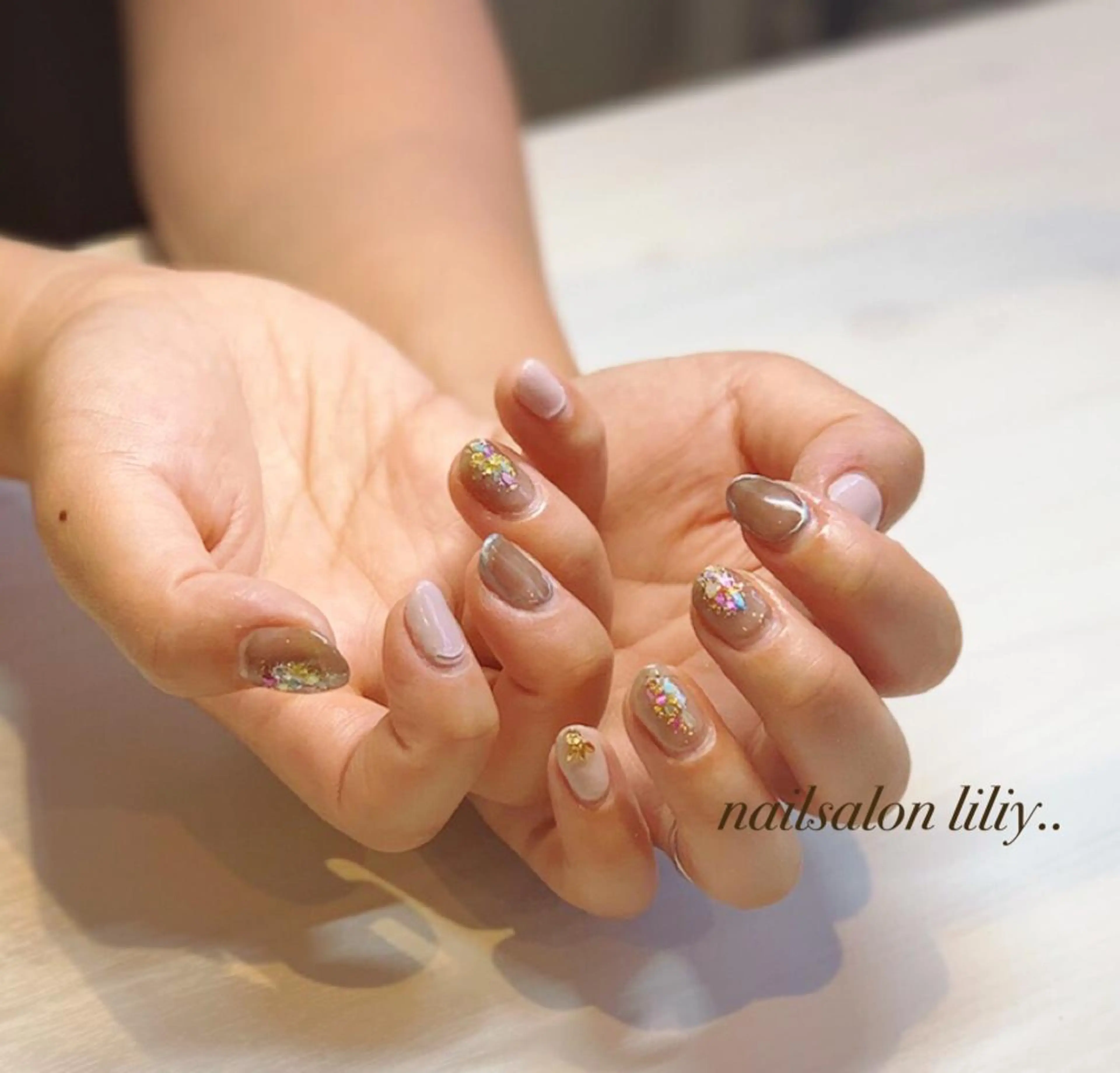 ネイル TERAI ERINAの眉毛・アイブロウイメージ