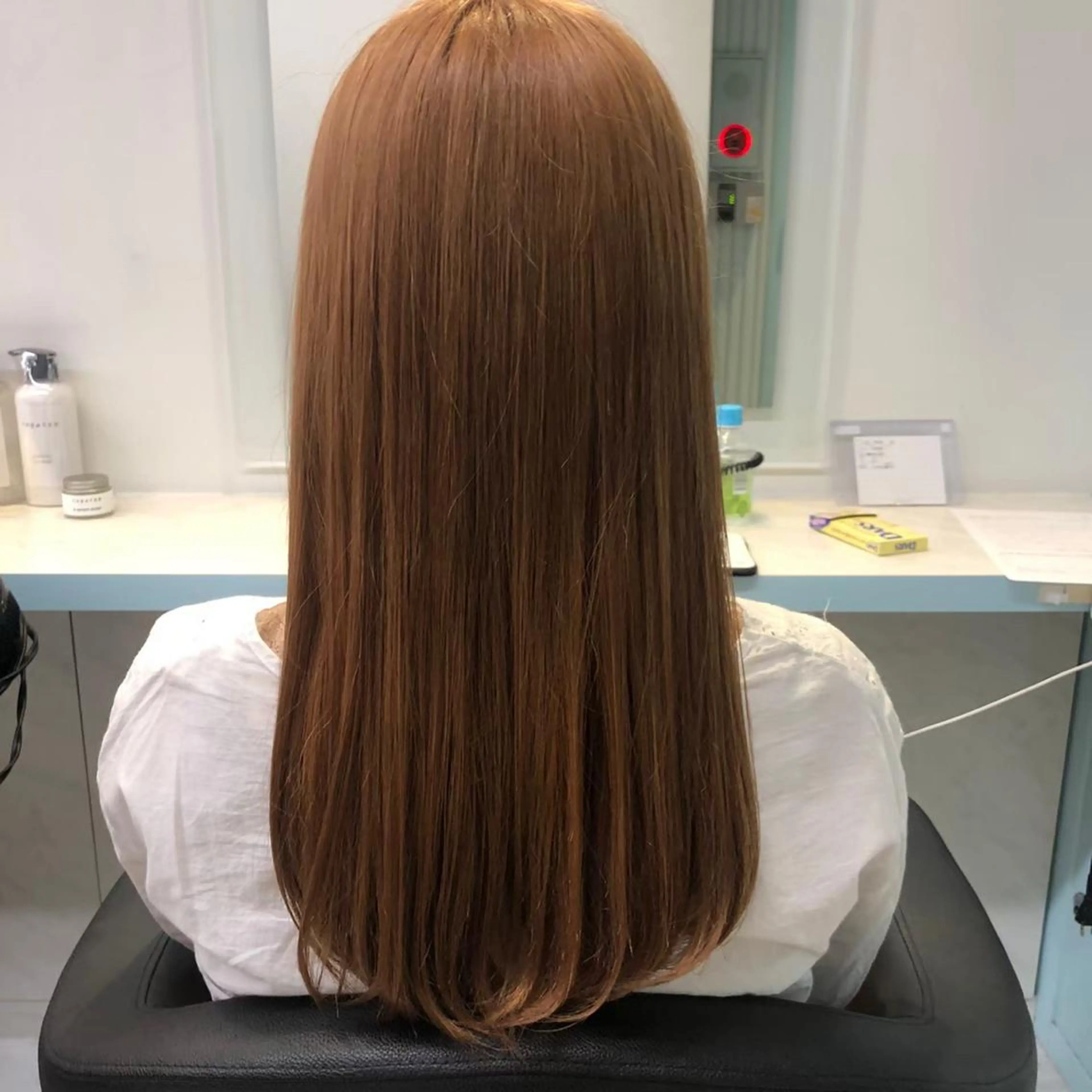 カラー アッシュ ベージュカラー 黒髪 ブリーチ ブラウンカラー MEI🎀垢抜けカラ ー🎀韓国styleのヘアスタイル