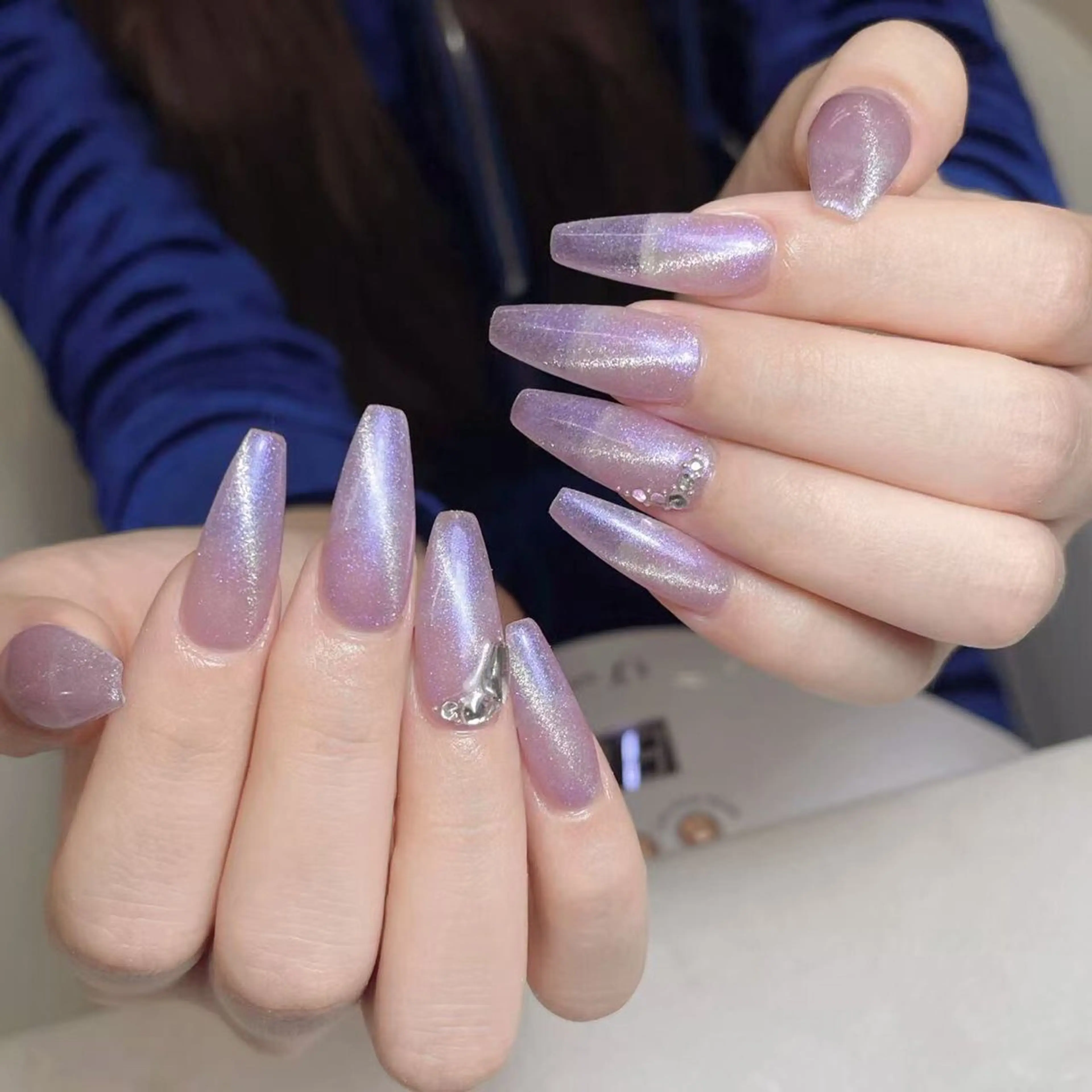 ネイル ハンドネイル Queens テイのネイルデザイン