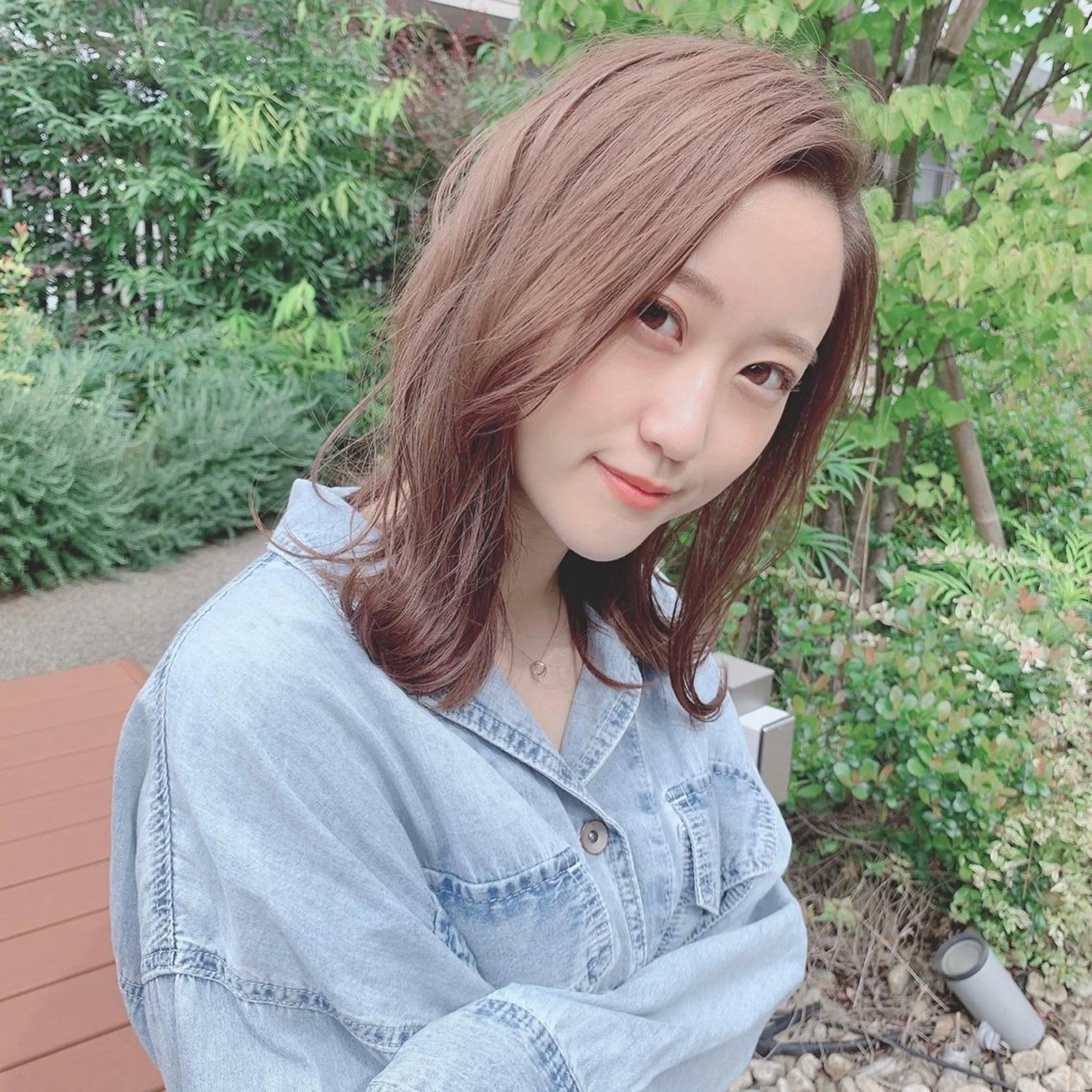 セミロング カラー パーマ ヘアアレンジ 【公式】amble luxe池袋東口🩷のヘアスタイル