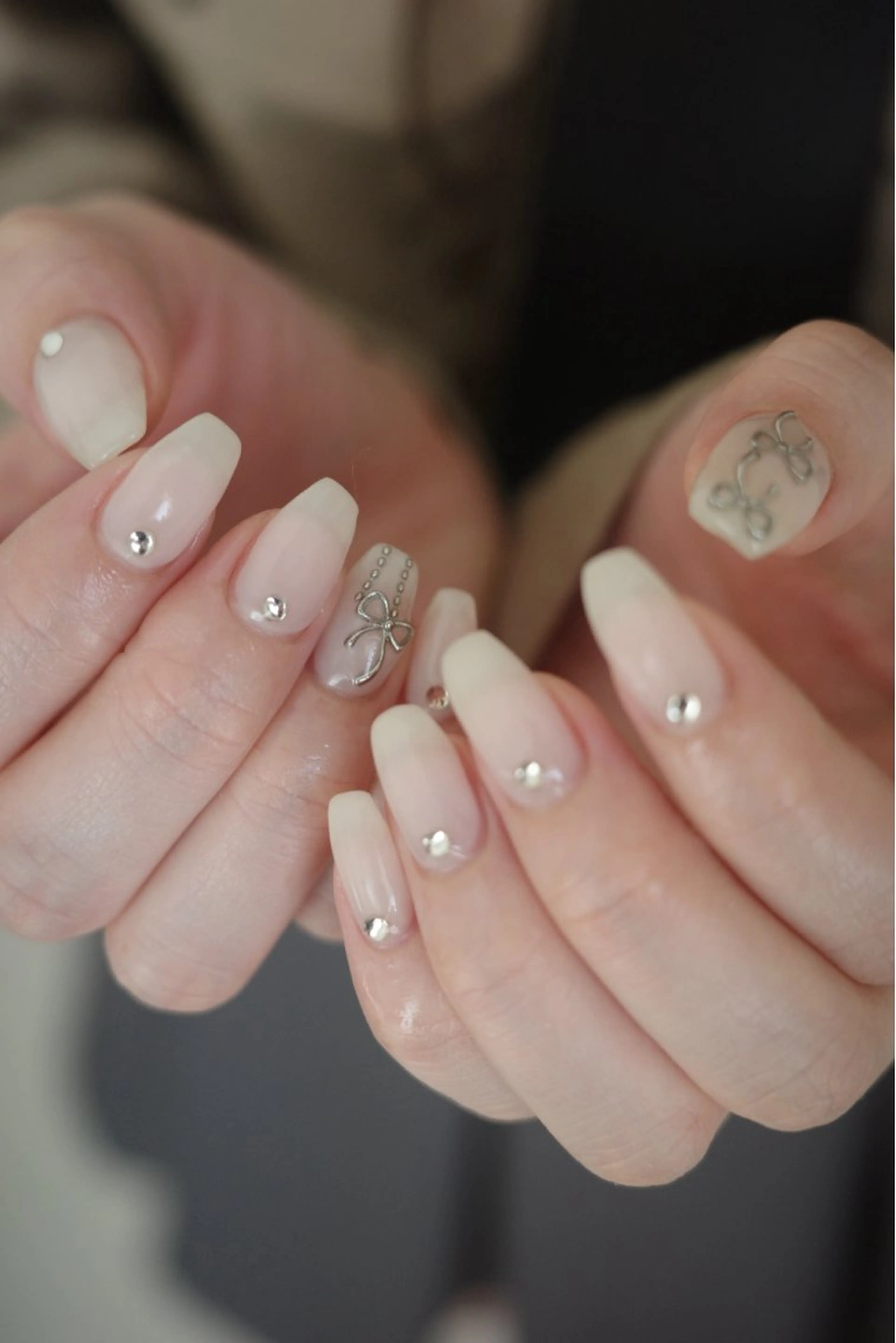 ネイル ハンドネイル Locèlon .のネイルデザイン