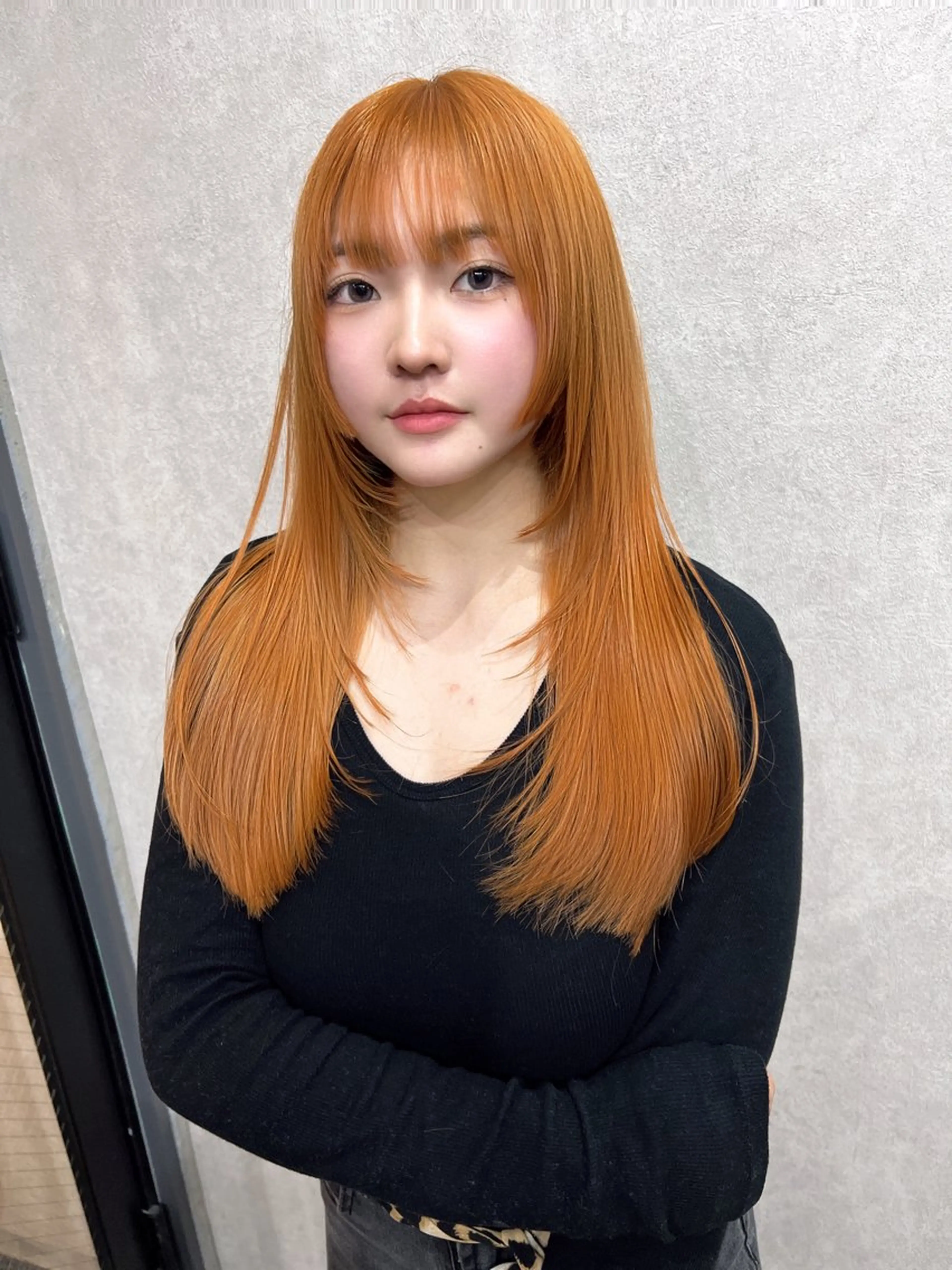 ロング カット ヘアカラー トリートメント maya レイヤーカットのヘアスタイル