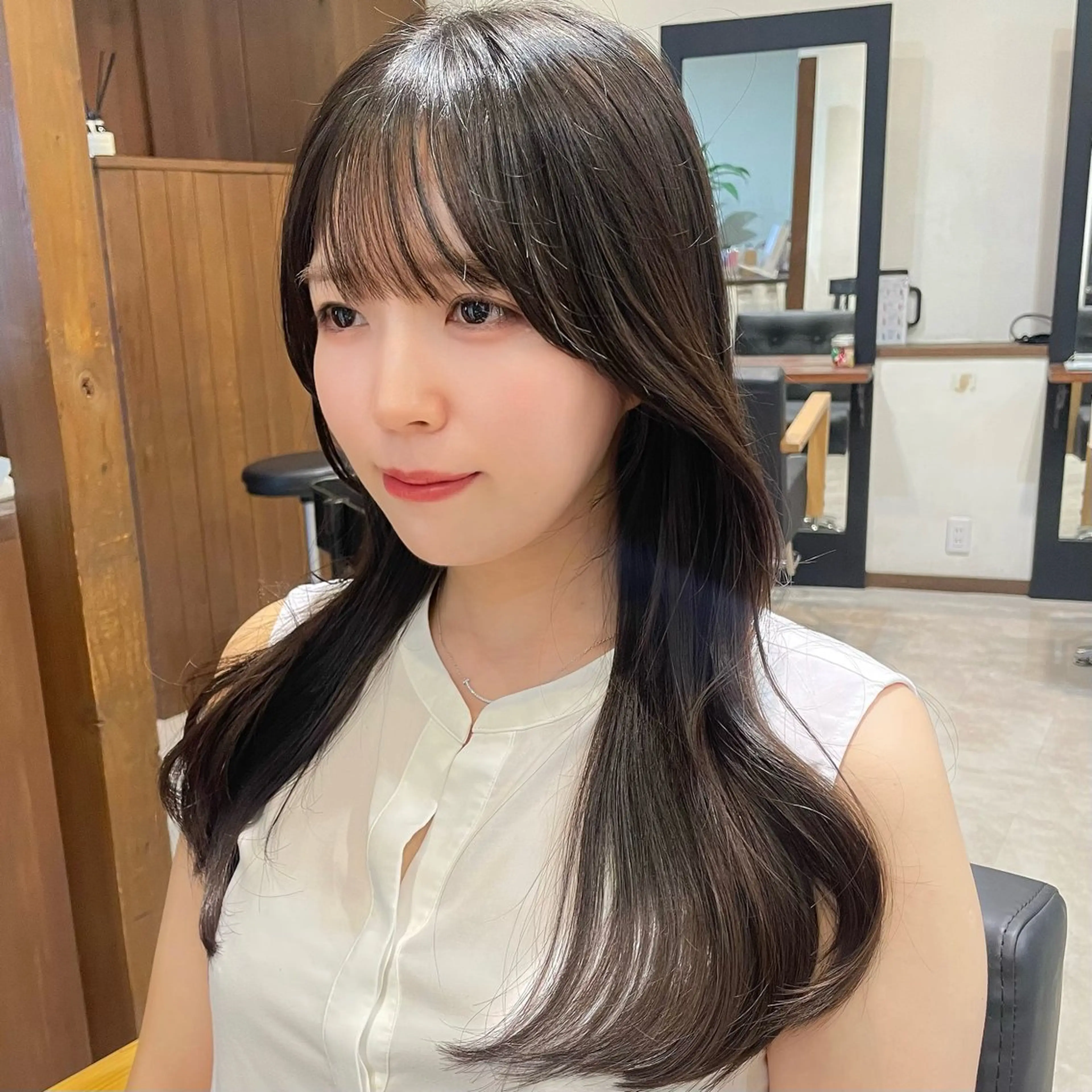 ミディアム VIEW  NEO所属・大阪/ショート特化型 美容師/吉留亜門のヘアスタイル