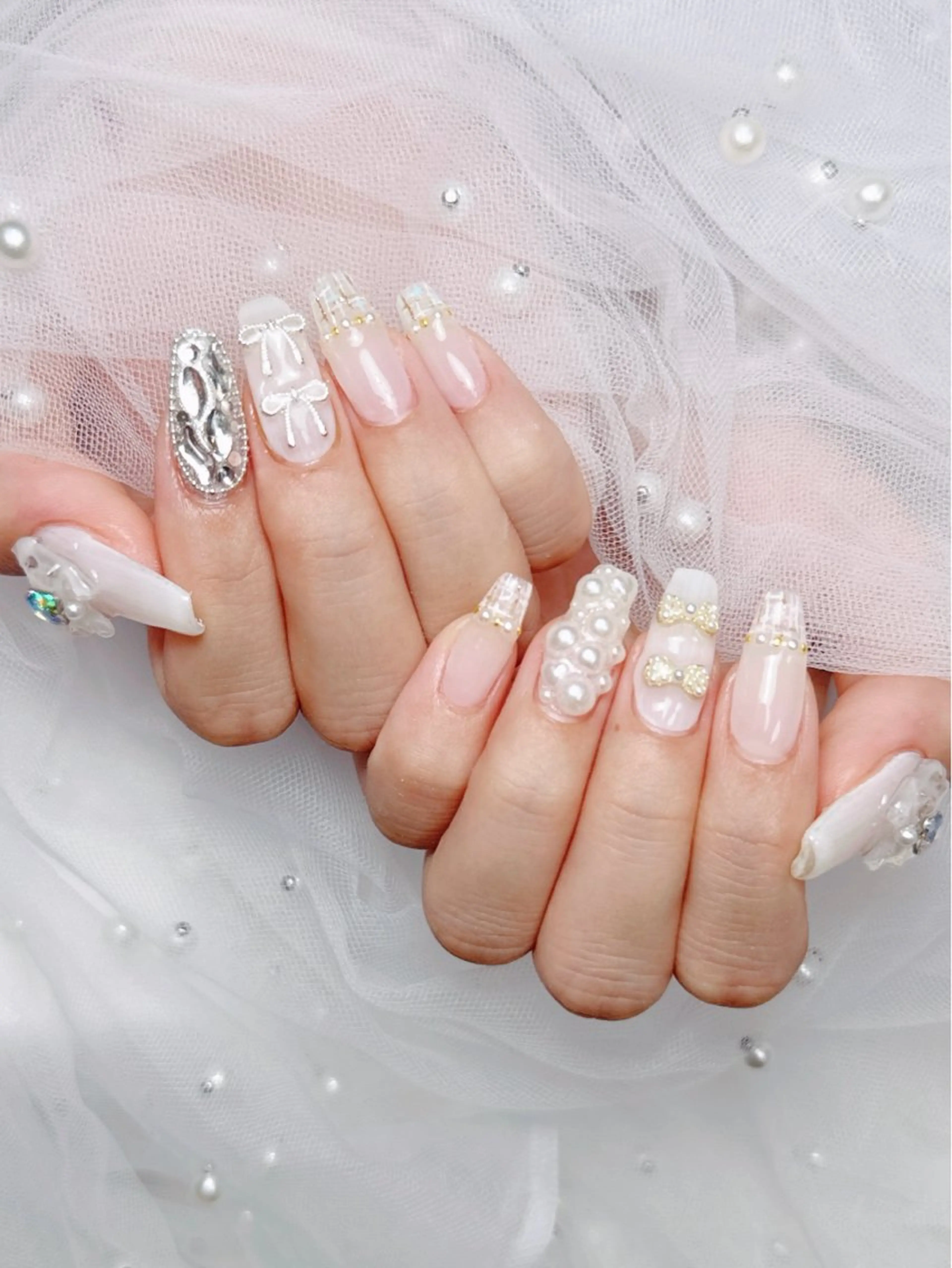 ネイル フレンチネイル ジェルネイル ハート 韓国ネイル マグネットネイル ハンドネイル ネイルサロン lotusのネイルデザイン