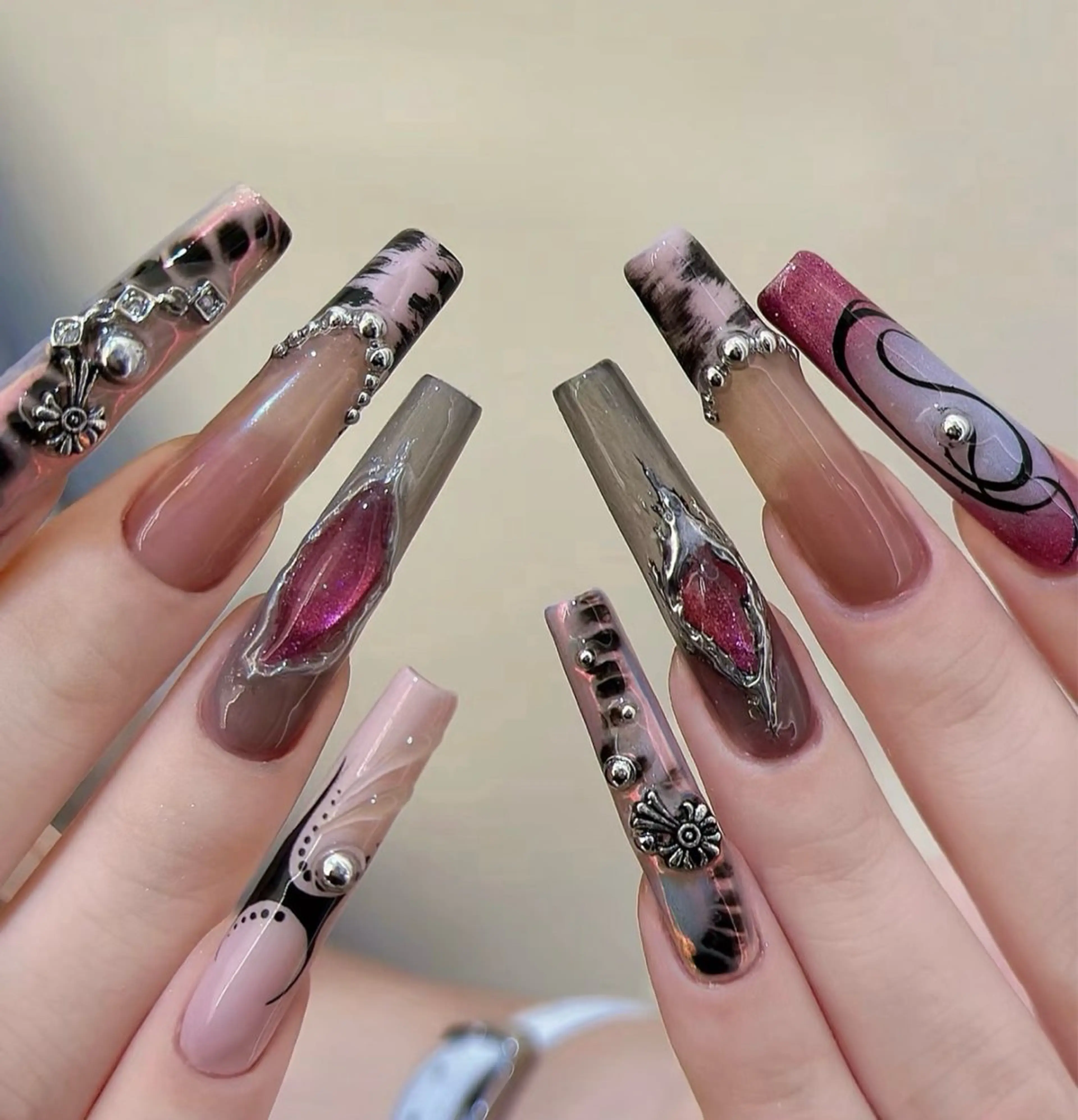 ネイル ハンドネイル 長さだし専門店 M2　rikaのネイルデザイン