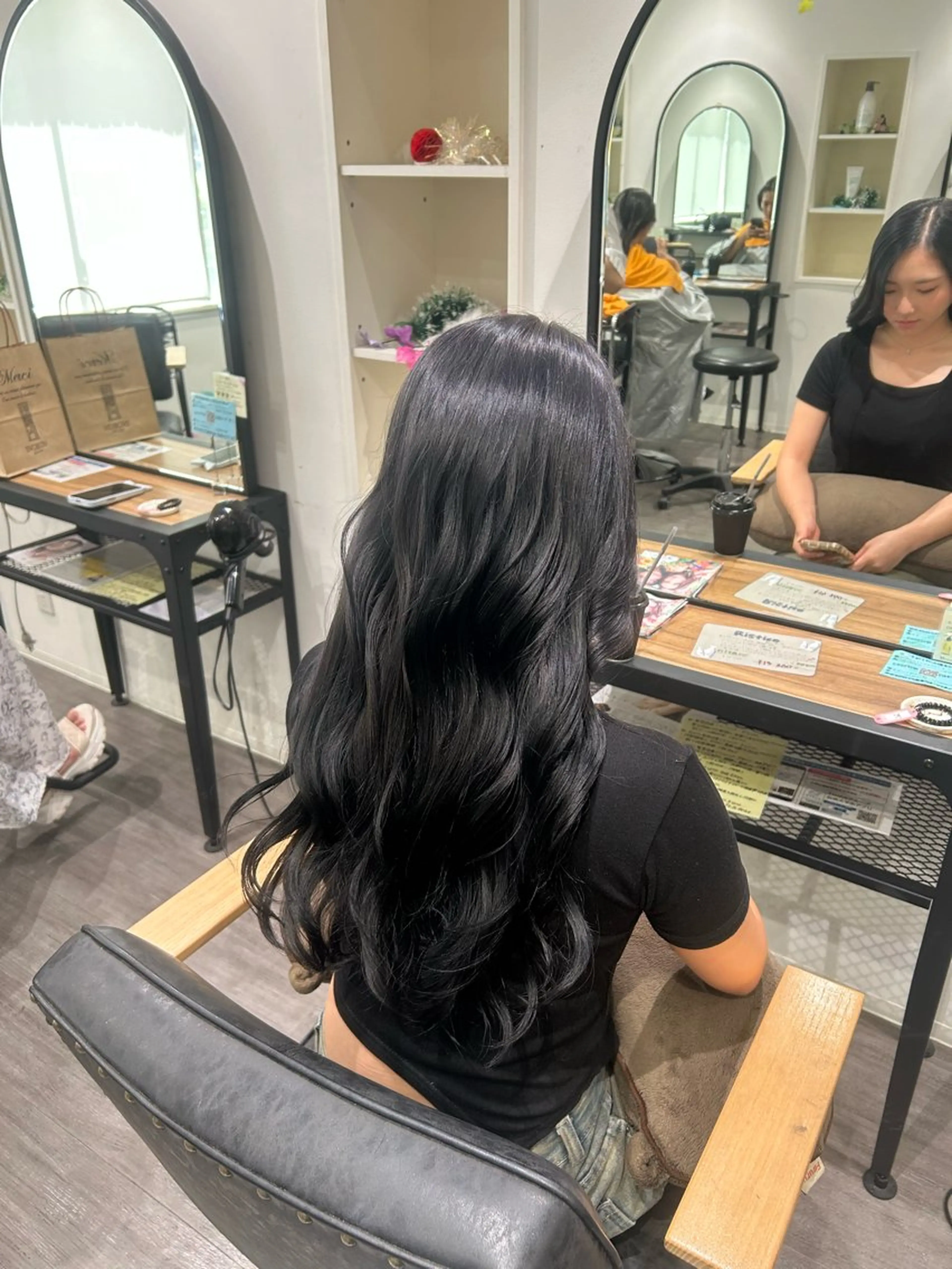 ロング カラー ヘアアレンジ 黒髪 ブルーカラー ブルーブラック 透明感カラー cocotte 💟草間紫音💟のヘアスタイル