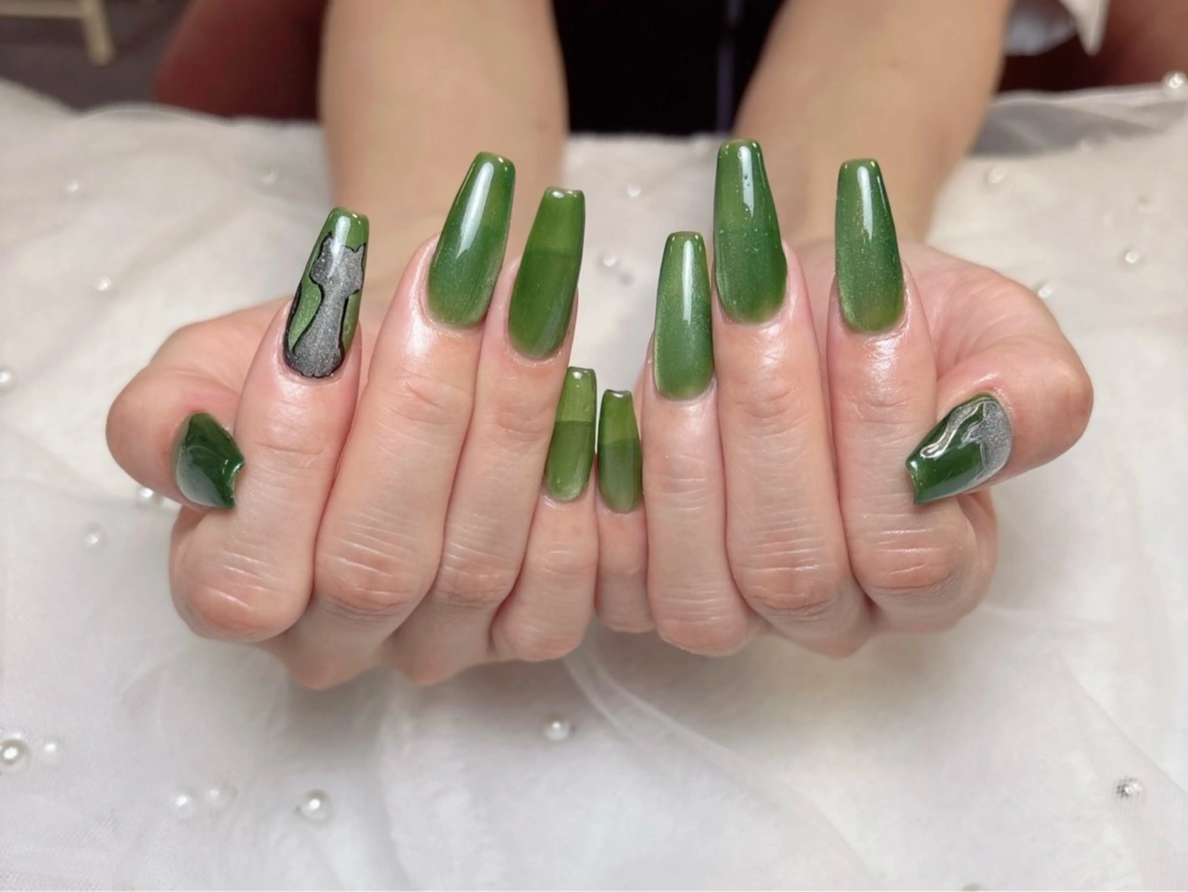ネイル アートネイル ハンドネイル ハンドケア R1🎀Nail💕 池袋東口店のネイルデザイン