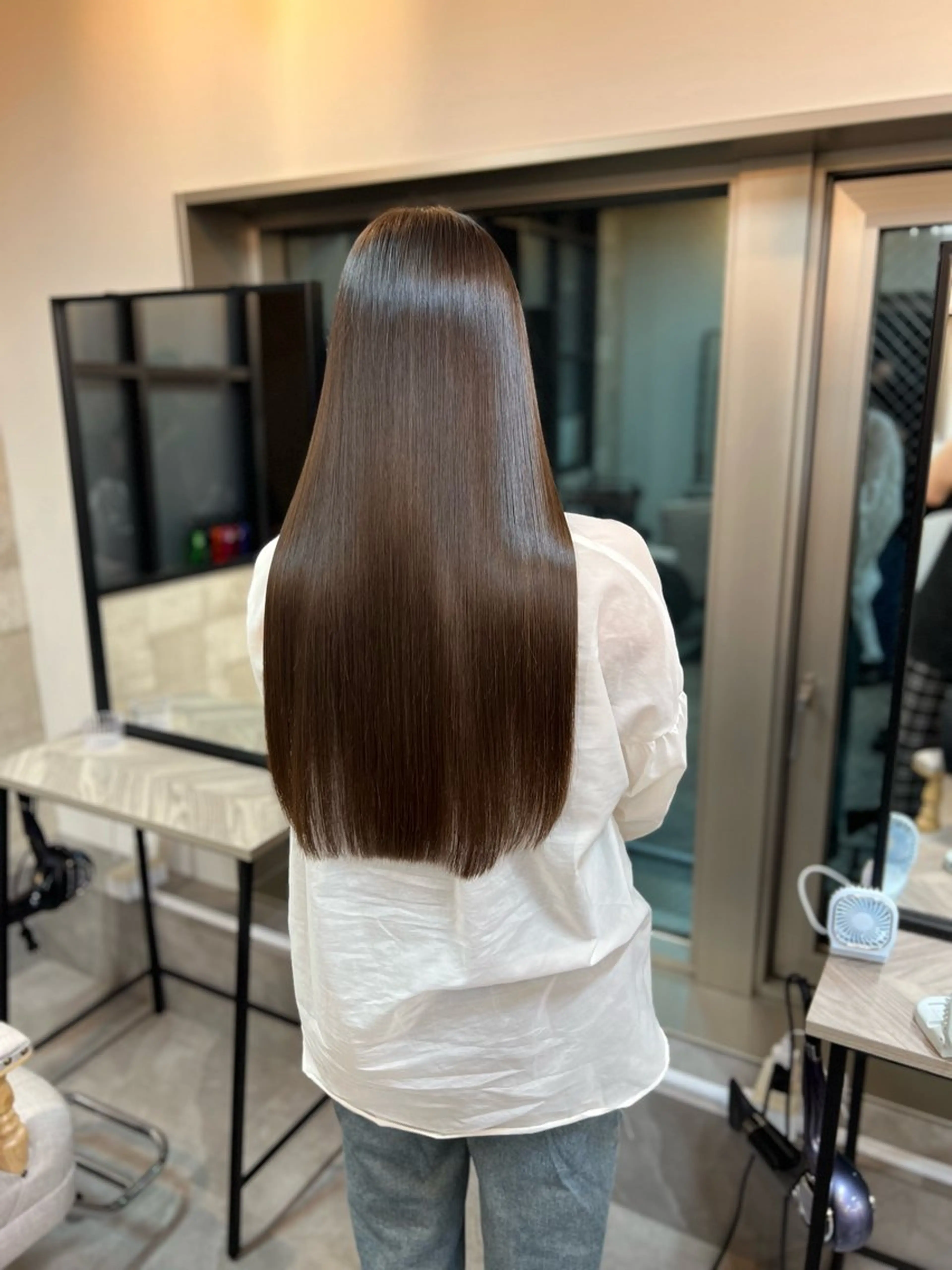 ロング 髪質改善 縮毛矯正 トリートメント カット 🟡ショートカット 髪質改善・Tomoのヘアスタイル