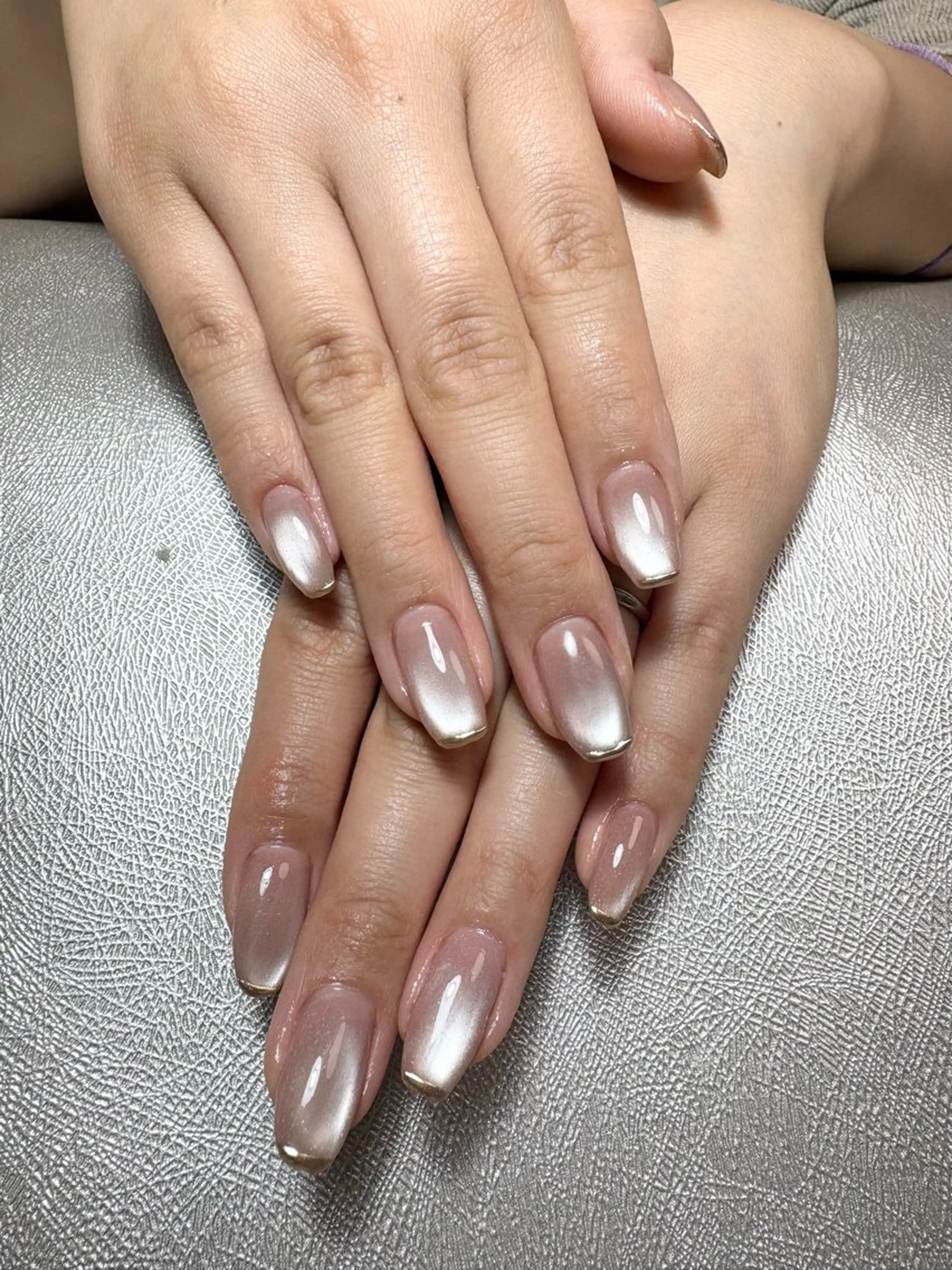 ネイル マグネットネイル ミラーネイル ハンドネイル ✨韓国✨nail salonLumieのネイルデザイン