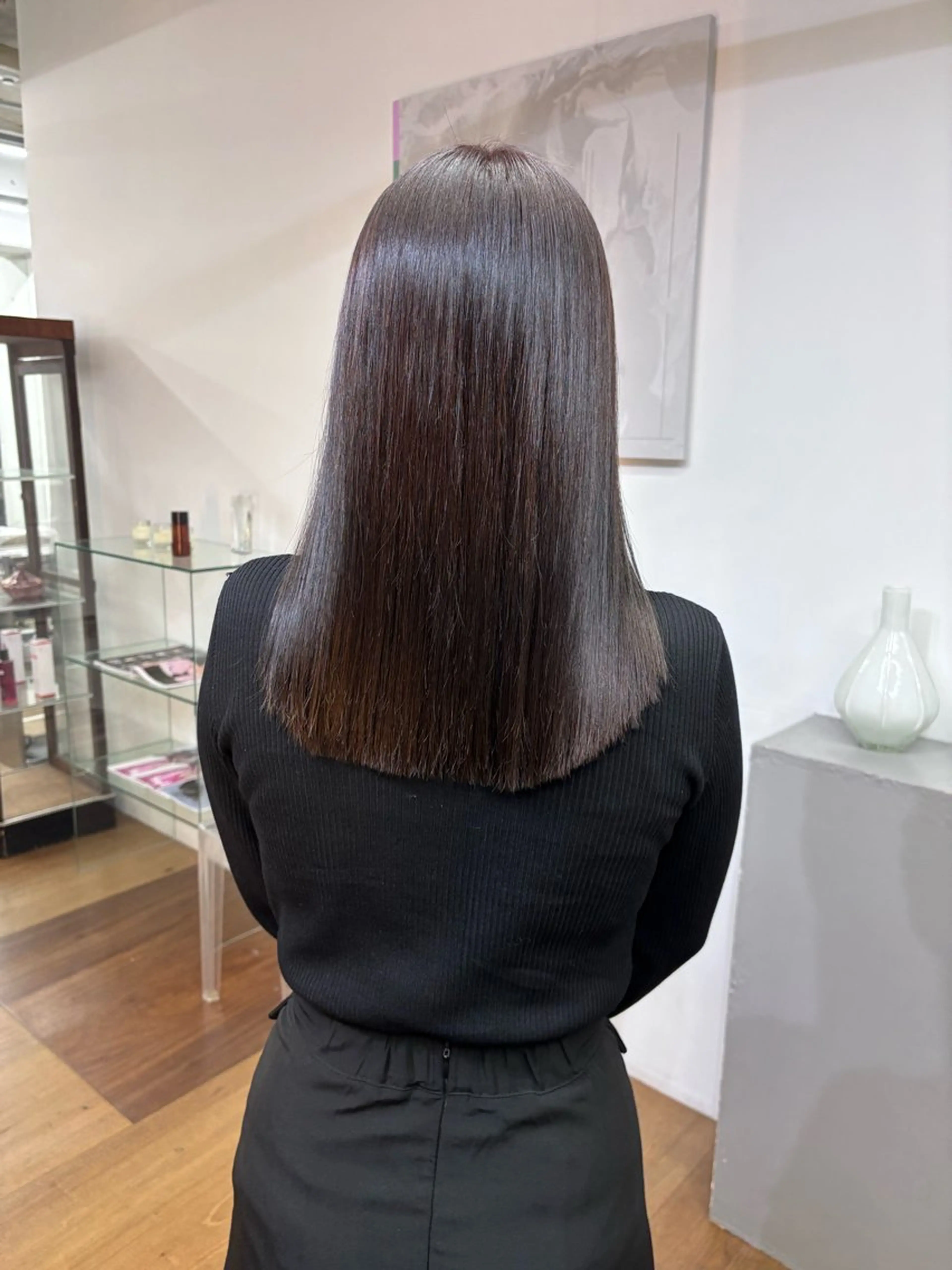 ロング パーマ 柔らかストレートと ツヤカラー/和田陽向のヘアスタイル