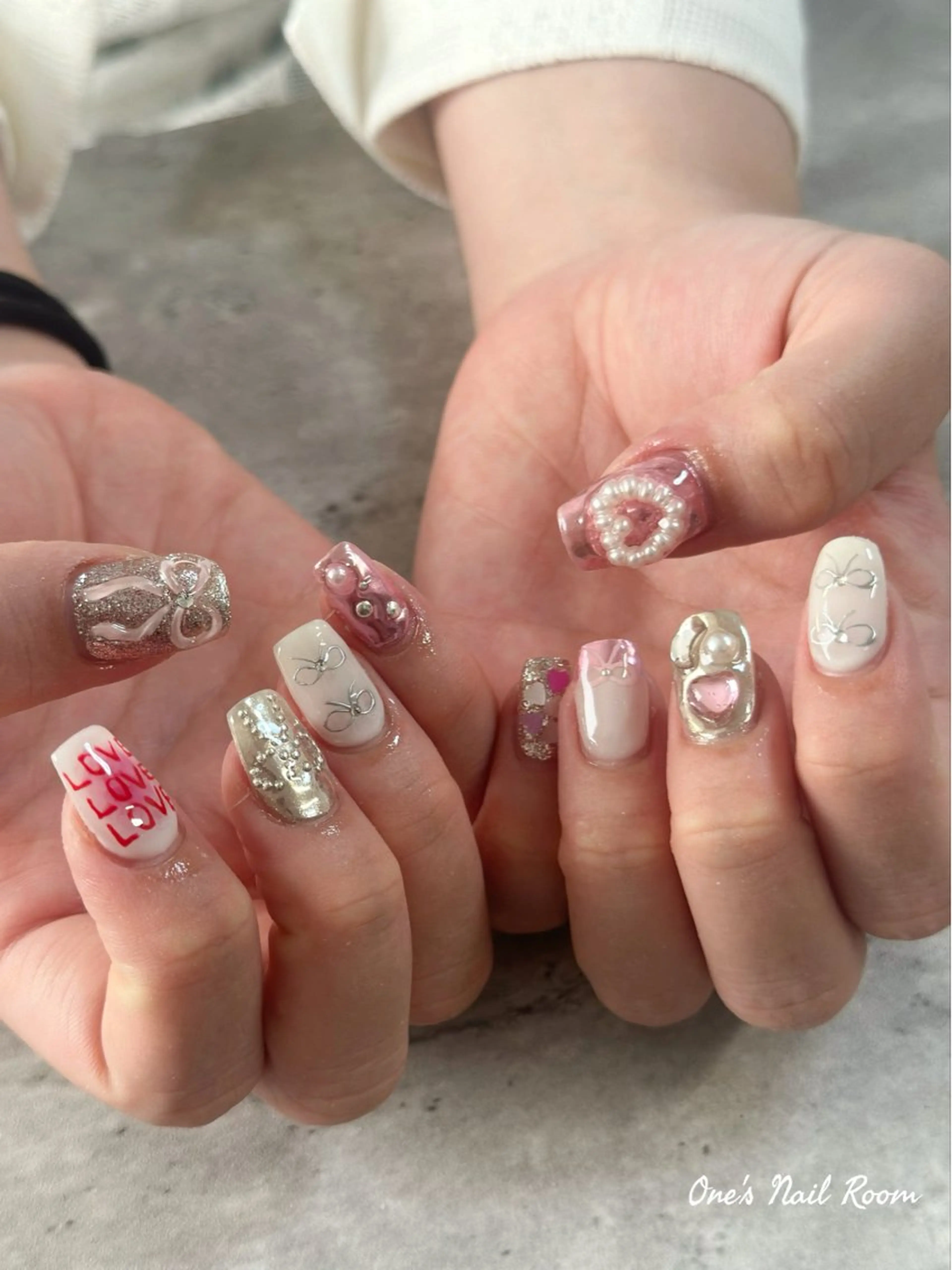 ネイル ハンドネイル One's Nail Roomのネイルデザイン