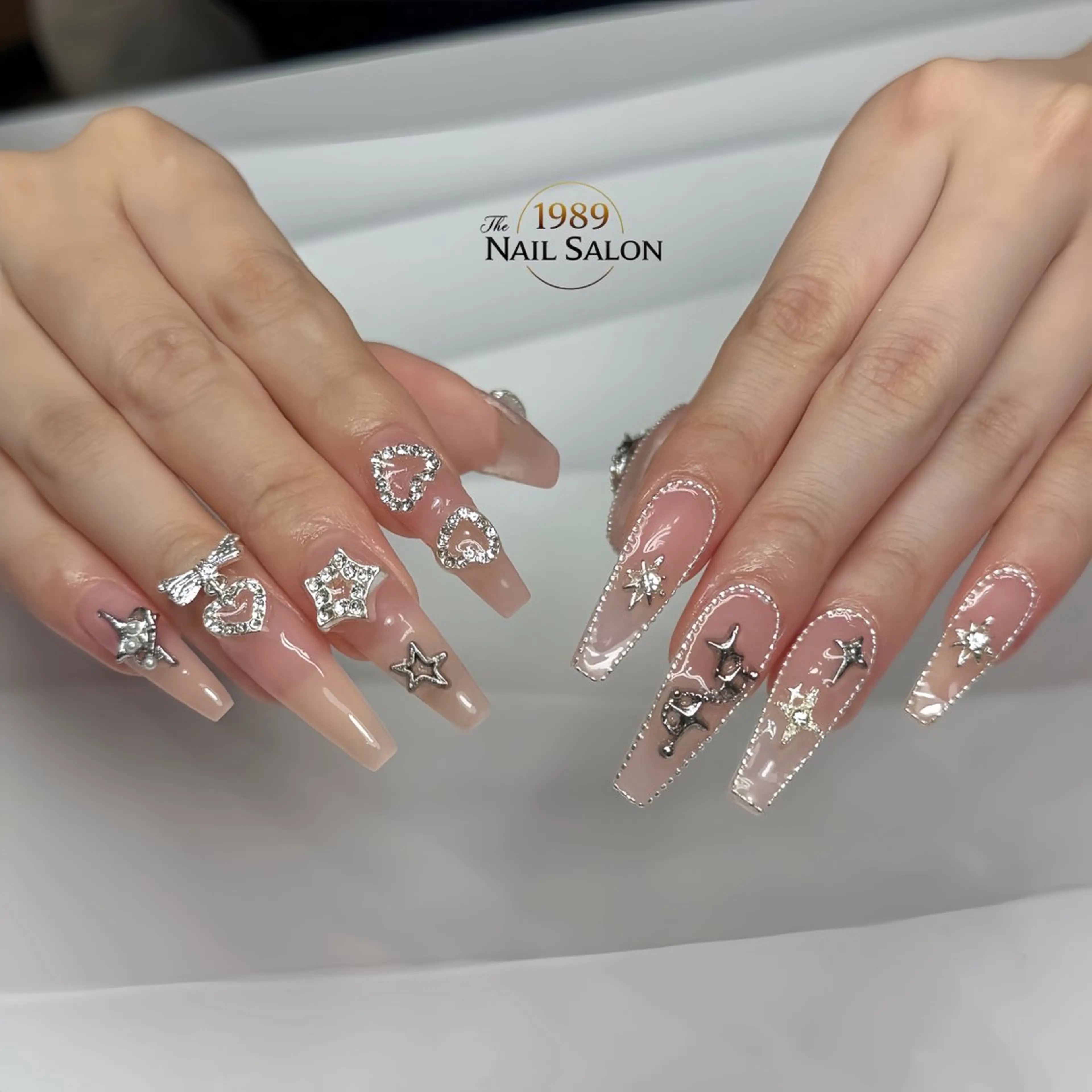 ネイル ハンドネイル The 1989 Nail Salonのネイルデザイン