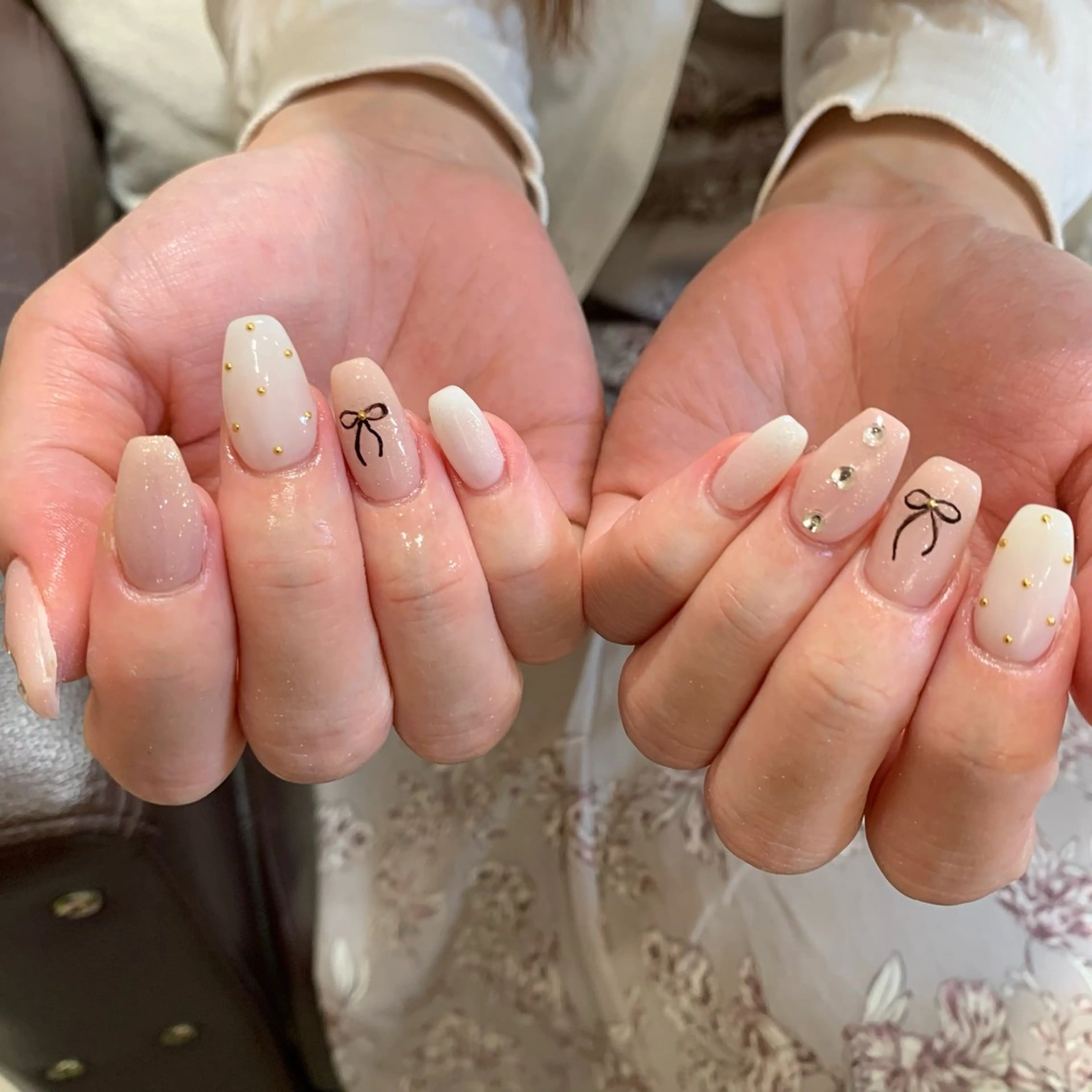ネイル ガーリー リボン nailAVANCE akariのネイルデザイン