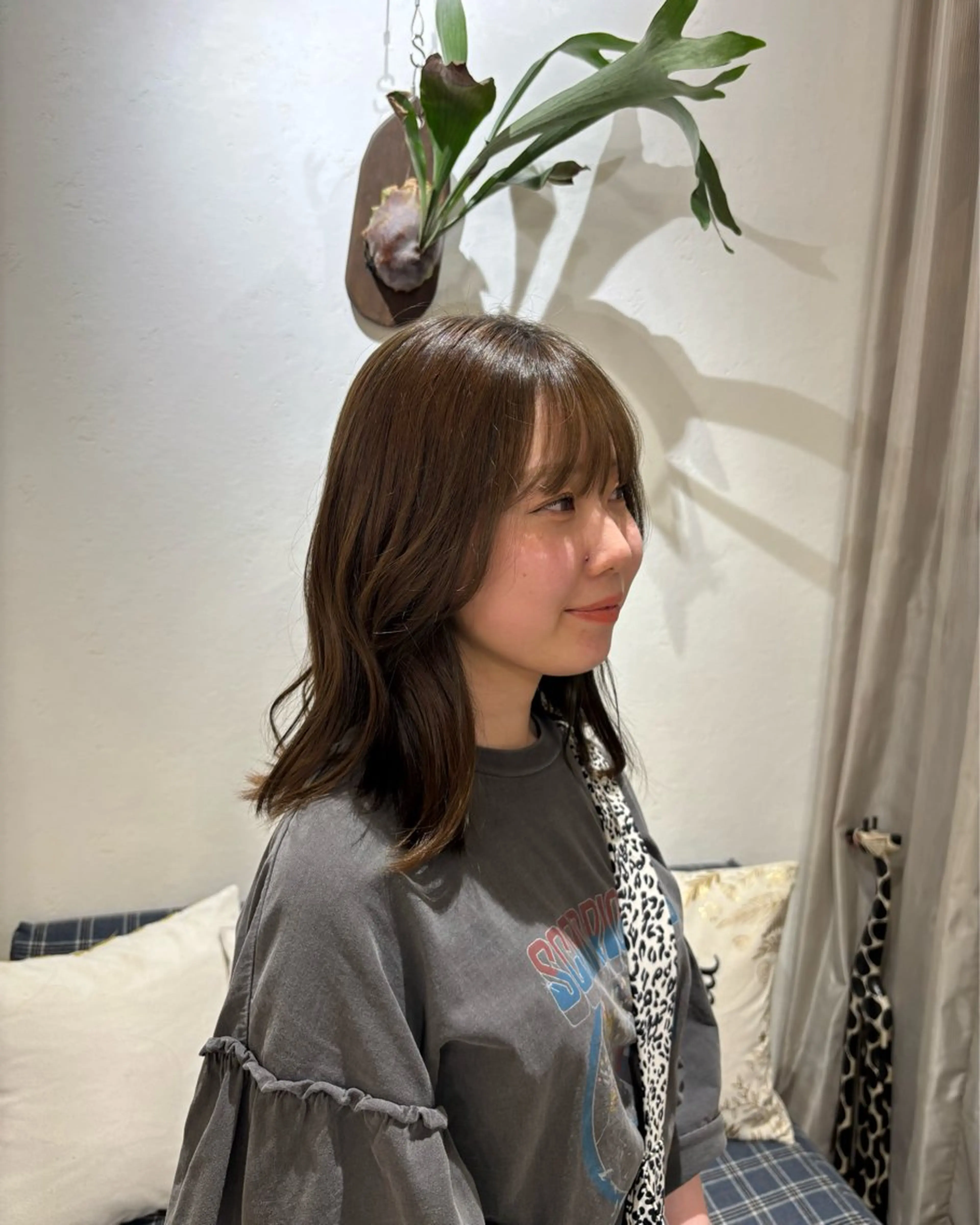 ミディアム カラー ヘアカラー 大崎 凜のヘアスタイル