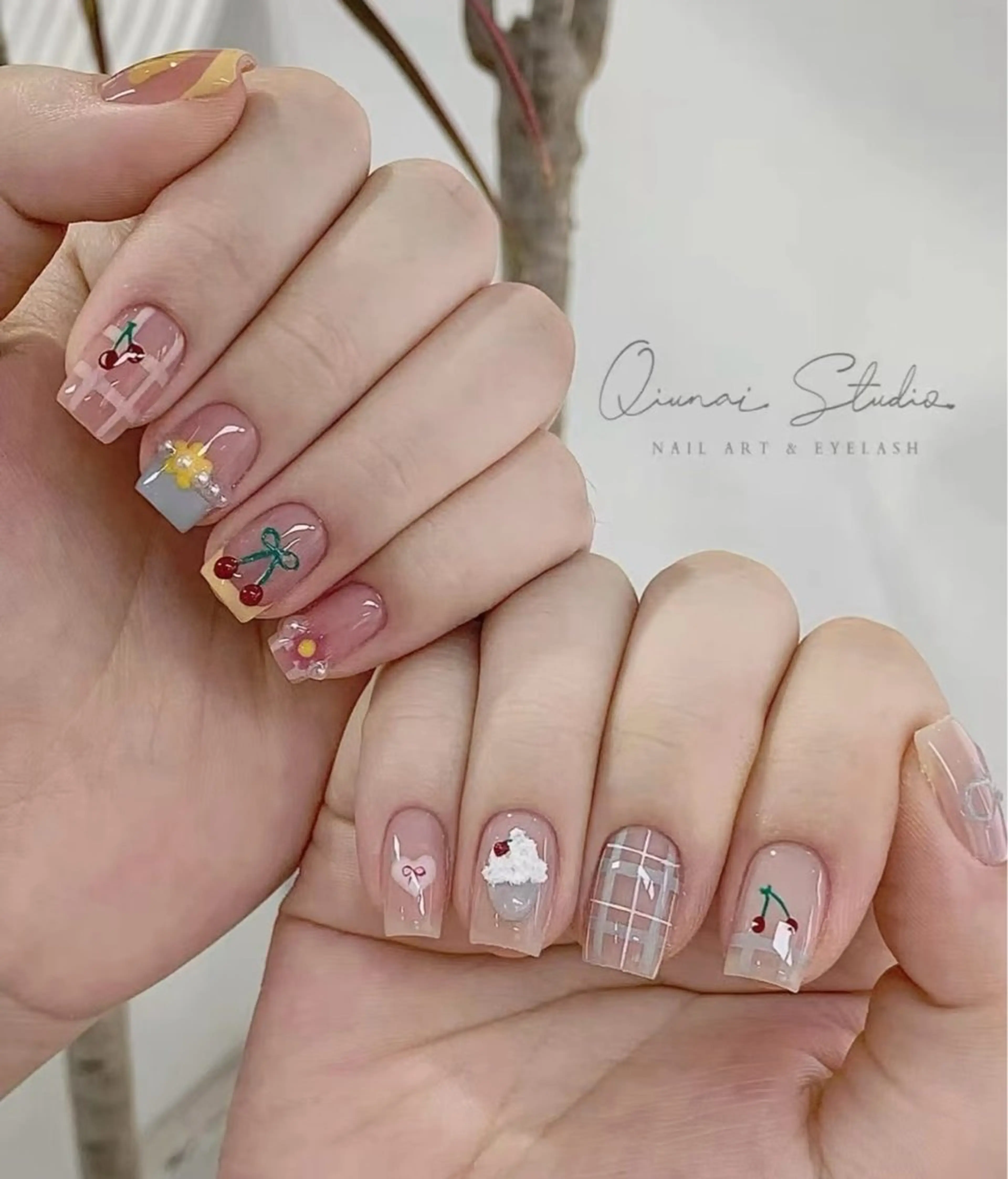 ネイル リ エンテイのネイルデザイン