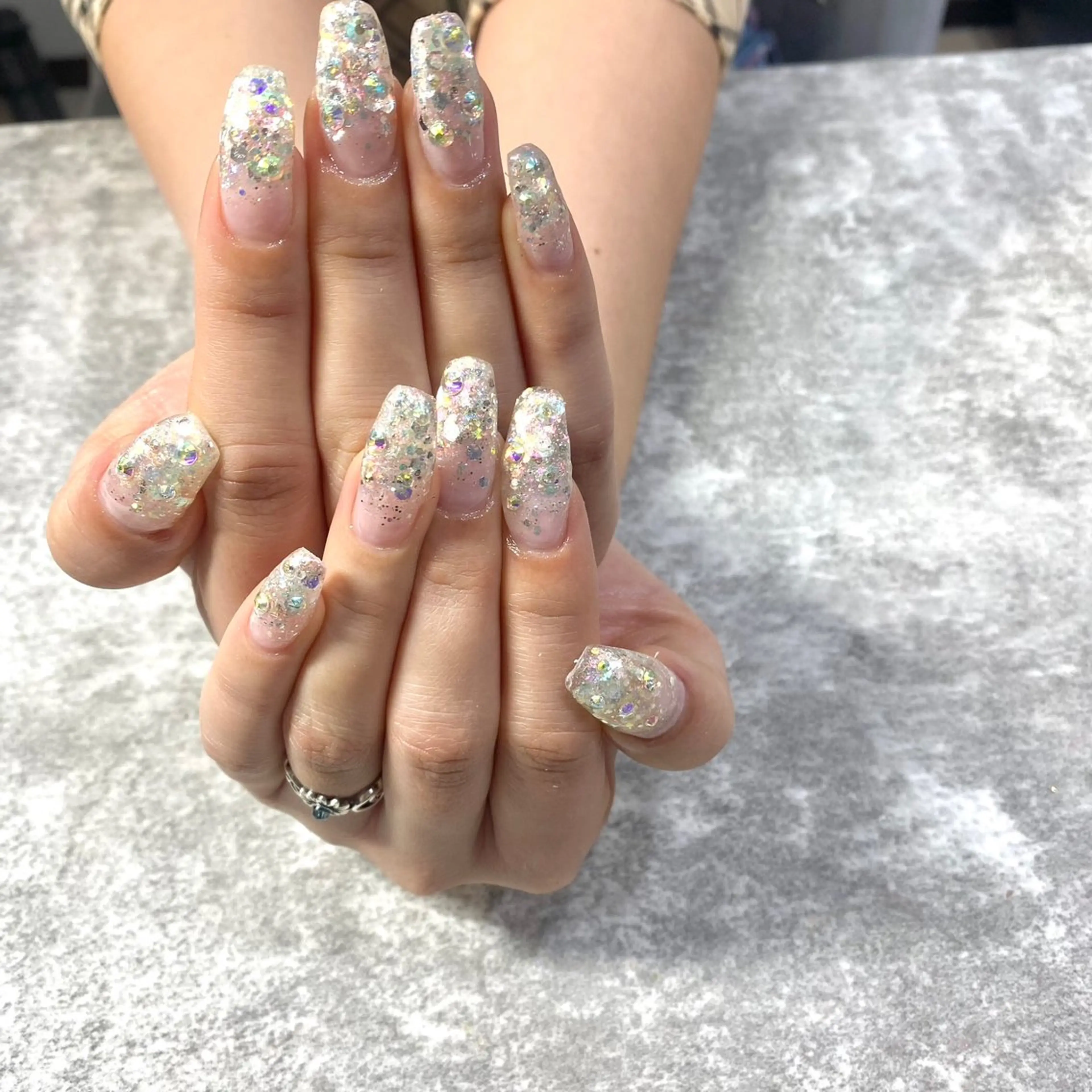 ネイル ラメ(グリッター) シルバー ホワイト ハンドネイル ★Rinail... .のネイルデザイン