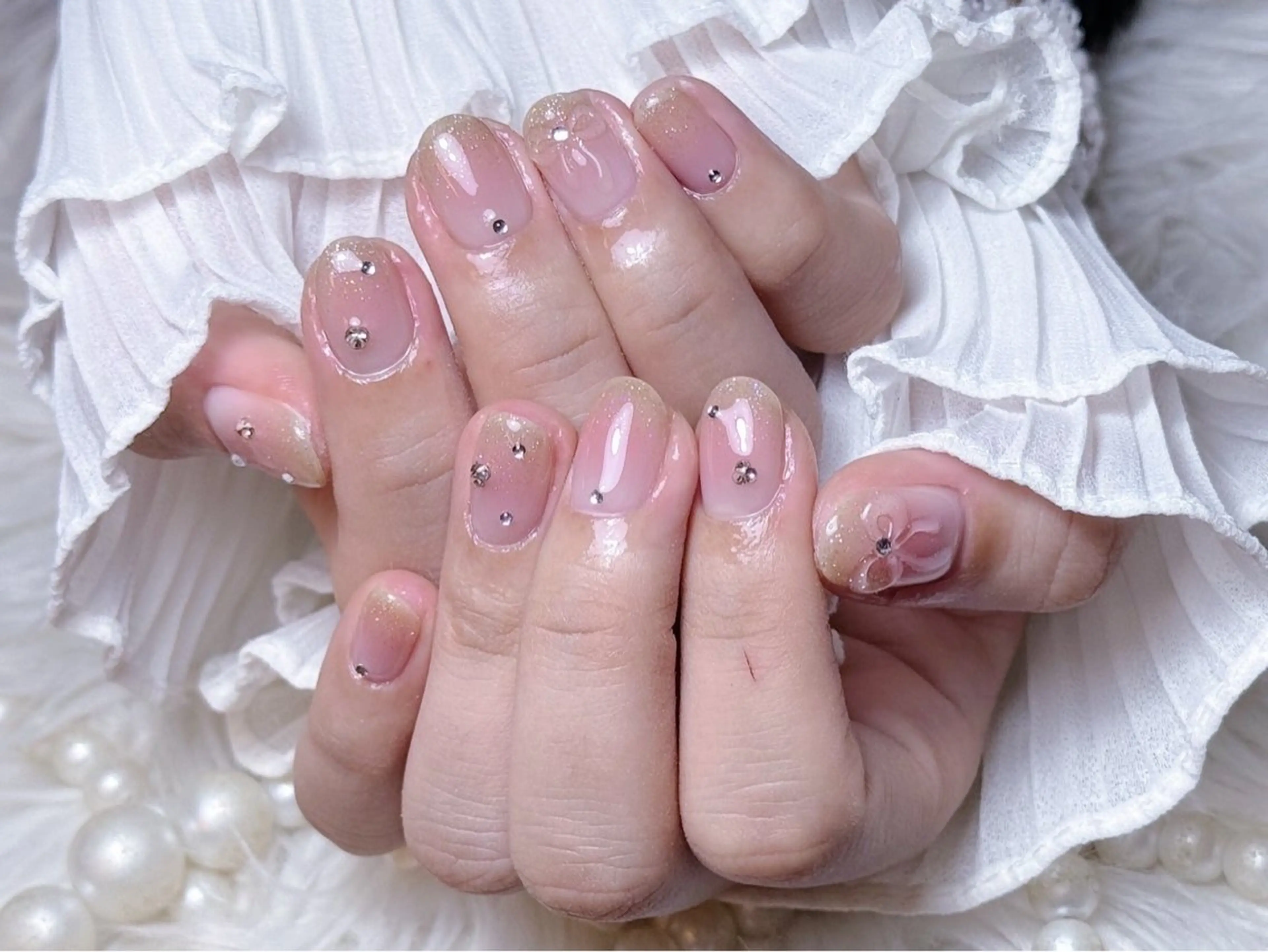 ネイル チークネイル 長さ出し フラワーネイル フレンチネイル ガーリー ハンドネイル ハンドケア NEW NAIL 池袋のネイルデザイン