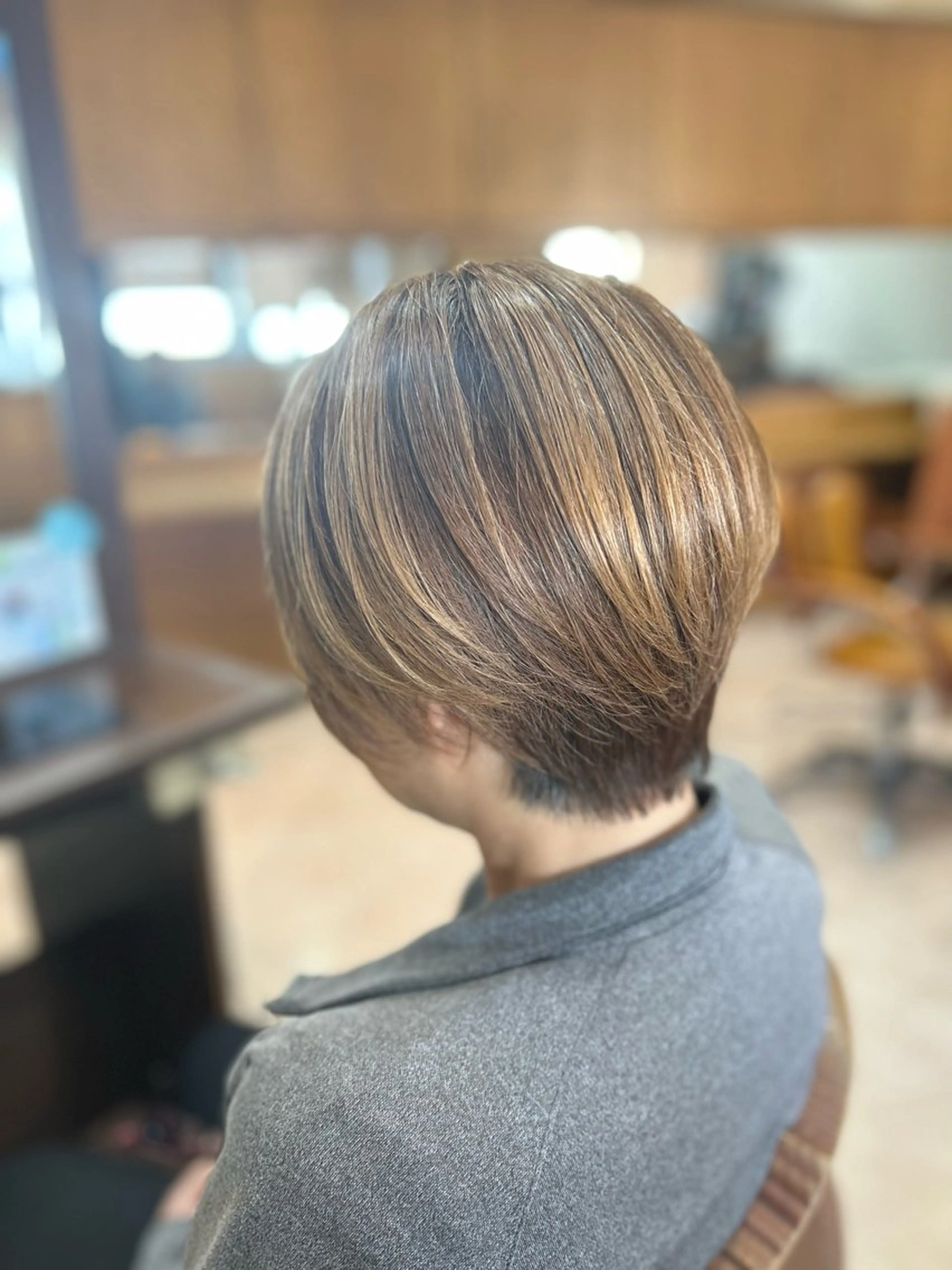 ショート 丸みショート ショートヘア Freez オオヤブ カホのヘアスタイル