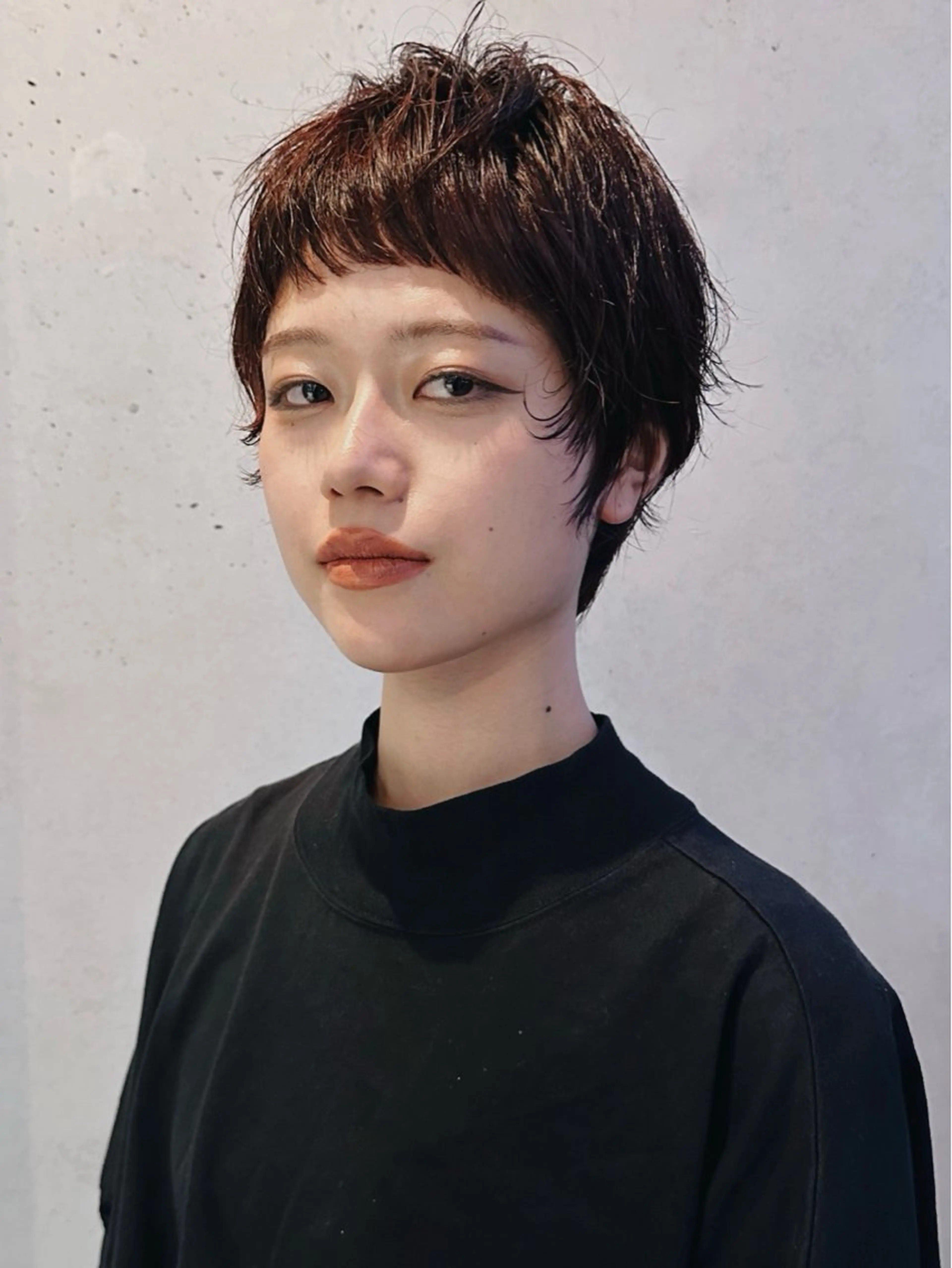 ショート カラー カット ヘアカラー トリートメント 前野 日奈のヘアスタイル