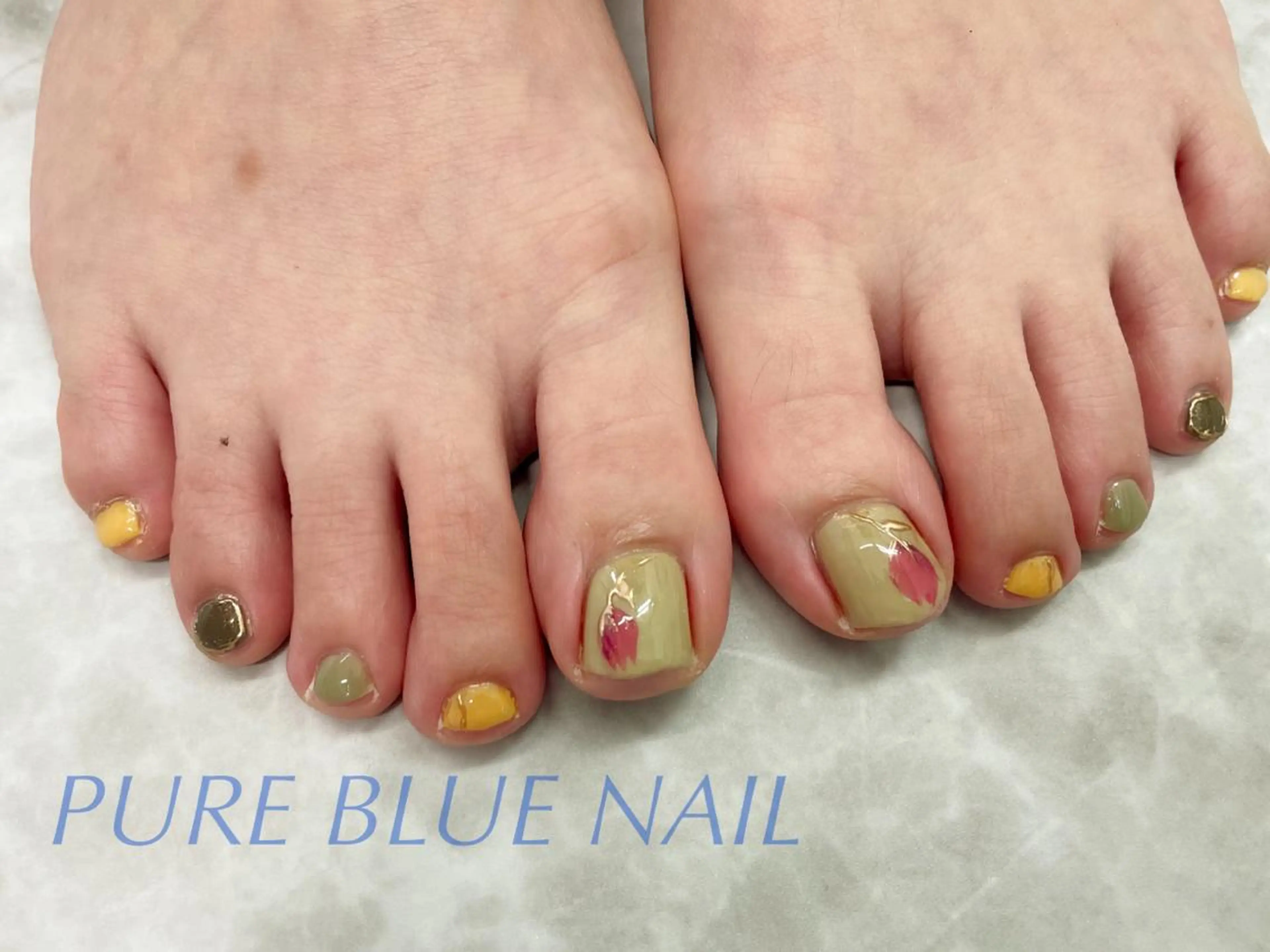 ネイル PURE BLUE NAILのネイルデザイン