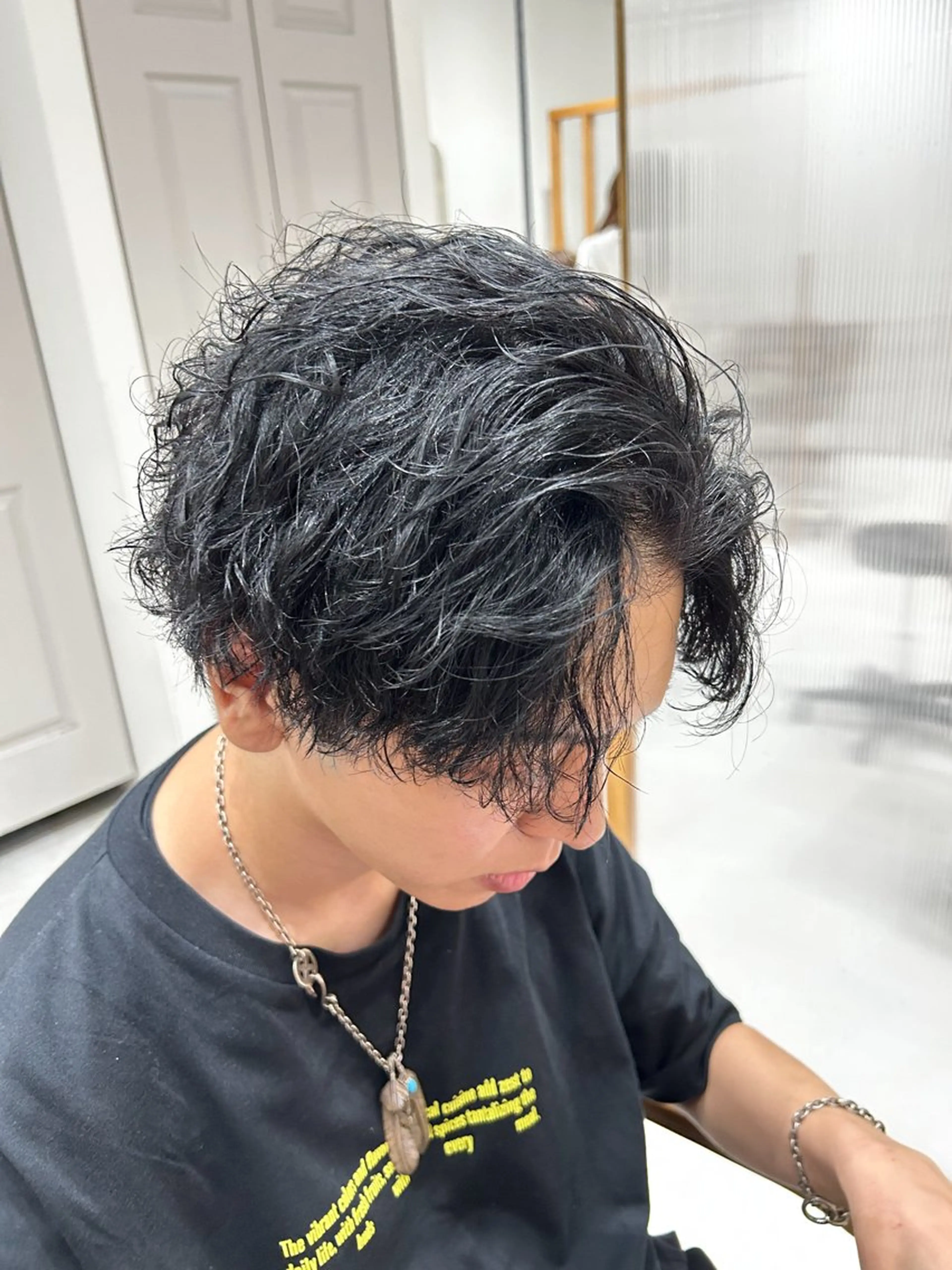 パーマ メンズ メンズパーマ スパイラルパーマ カット パーマ トリートメント メンズ特化美容師👾 チカのヘアスタイル