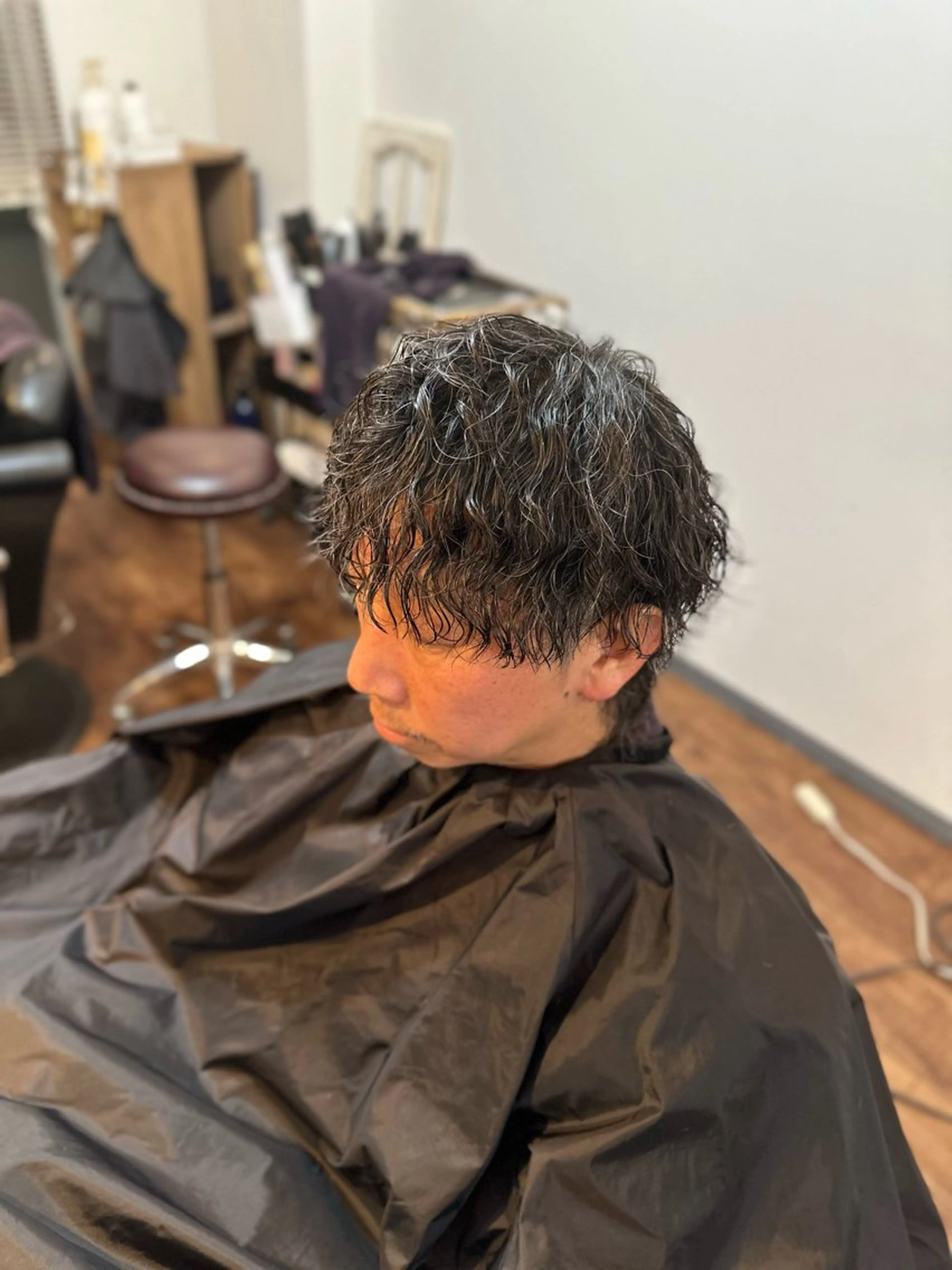 ロング パーマ メンズ マッシュウルフ マッシュ メンズウルフカット ウルフカット Luzir⭐︎ GEN⭐︎のヘアスタイル
